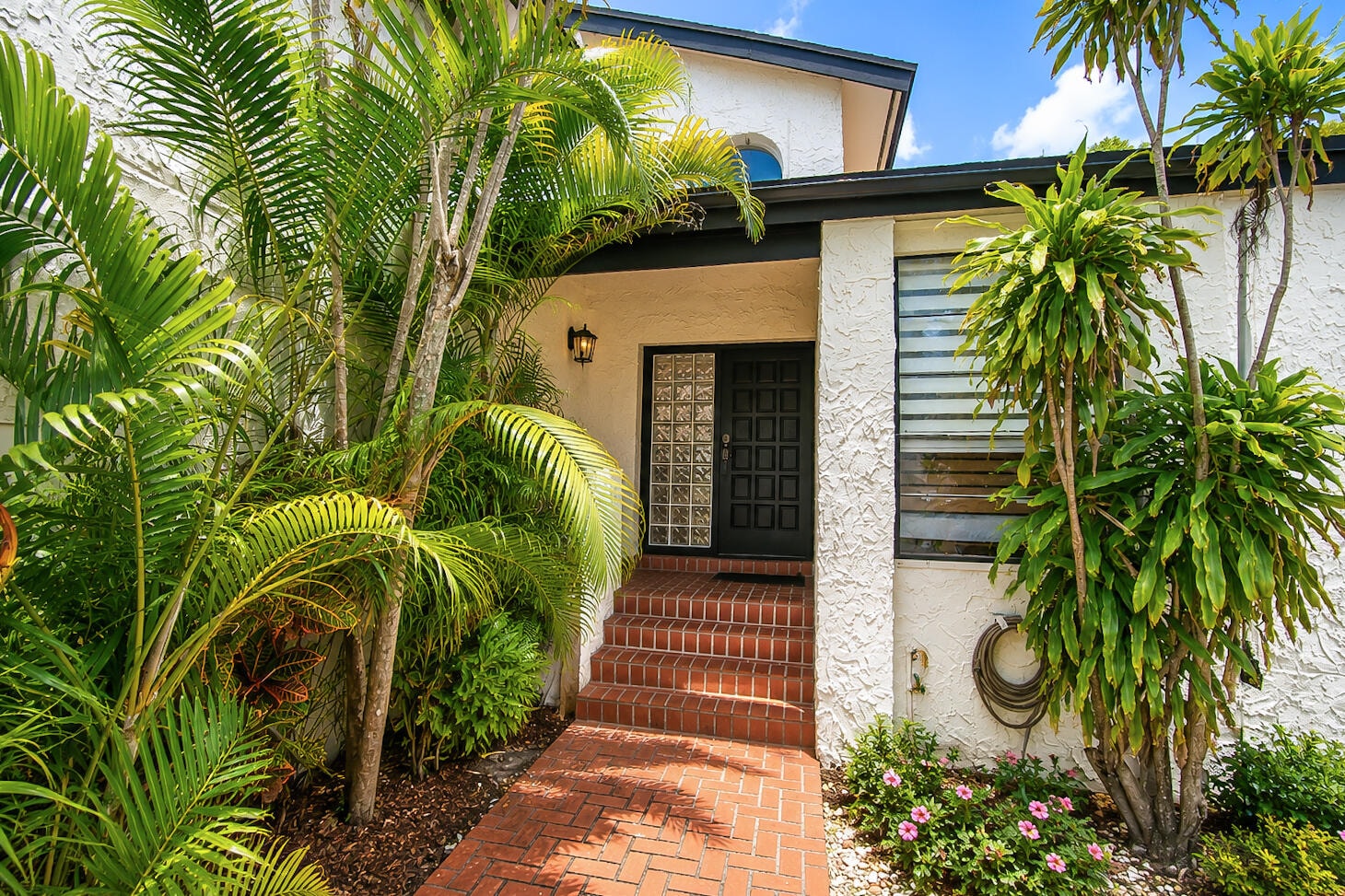 3BR – SingleFamilyResidence at 6458 Pond Apple Road