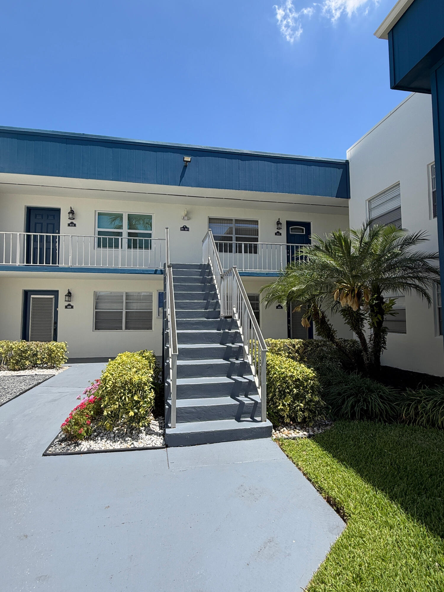 2BR – Condominium at 490 Normandy #K