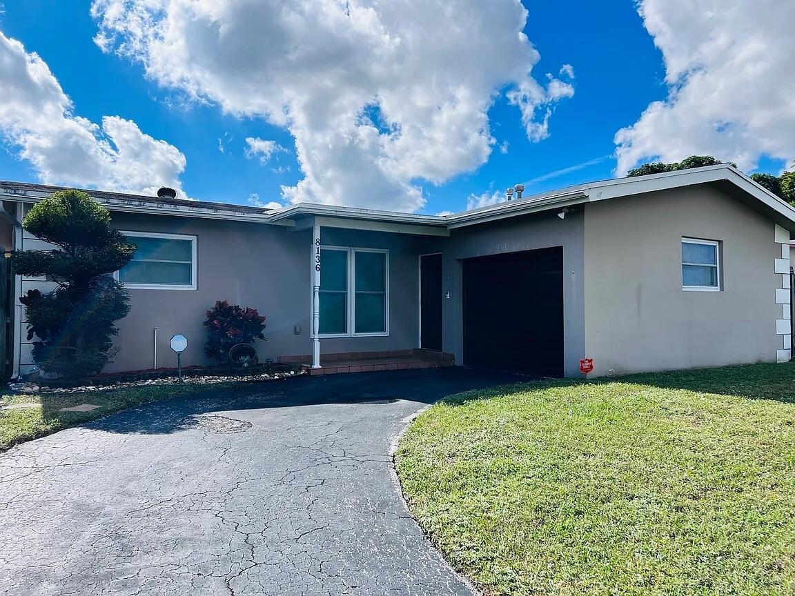 3BR – SingleFamilyResidence at 8136 NW 21st Court