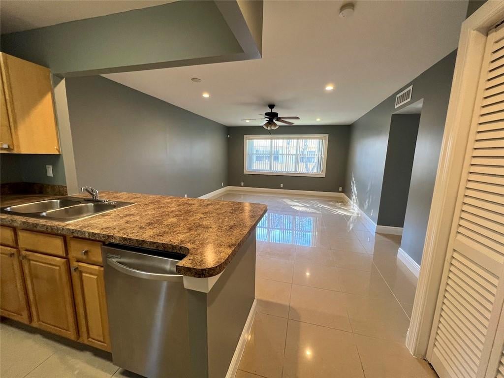 2BR – Condominium at 610 SE 2nd Avenue #L21
