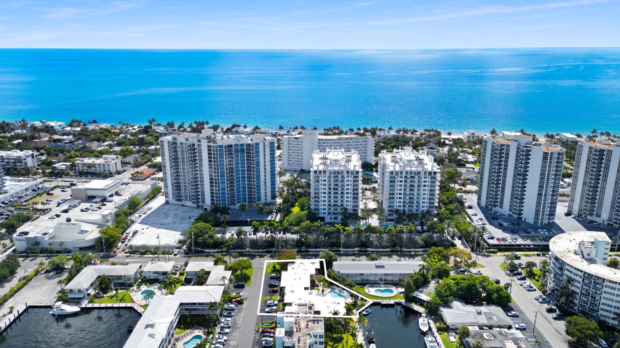 2BR – RES at 2825 NE 33rd #201