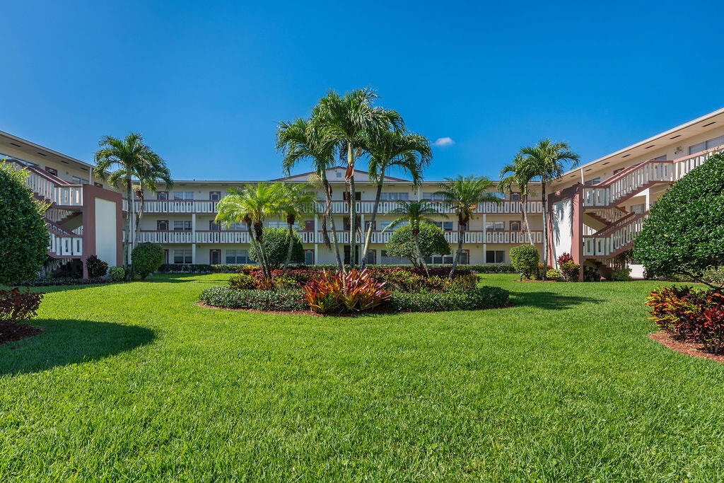 1BR – Condominium at 301 Preston H #301