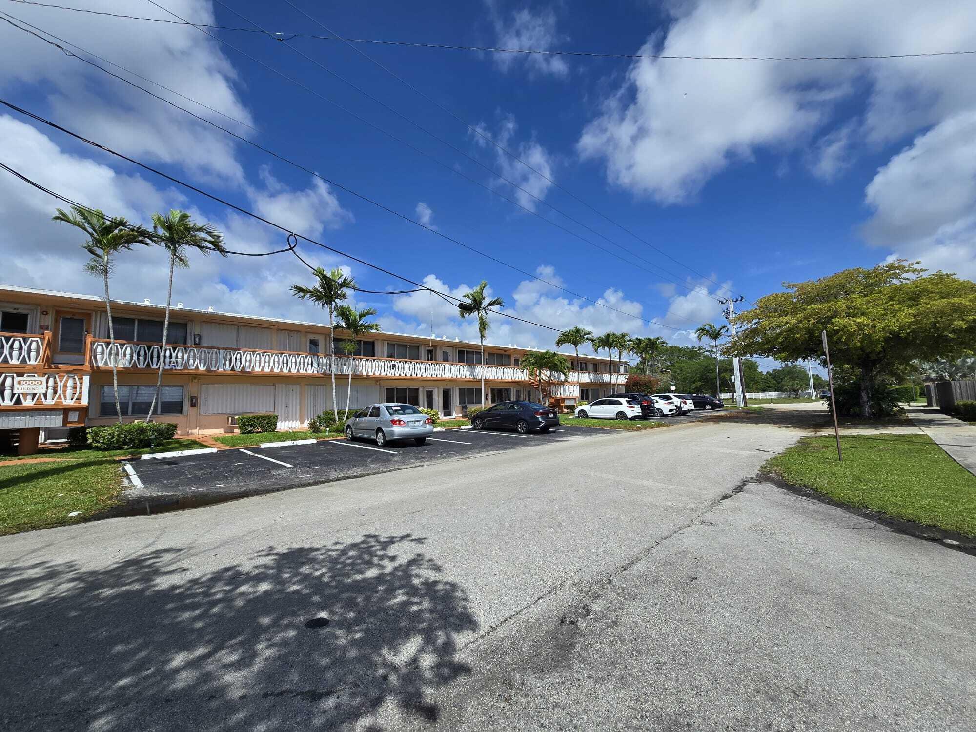 1BR – StockCooperative at 1000 SW 10th Avenue SW #19p