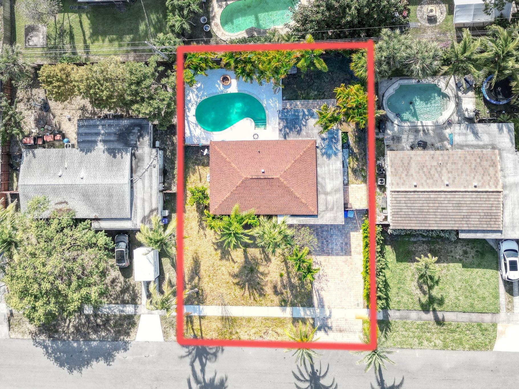 3BR – SingleFamilyResidence at 1101 SW 1st Avenue