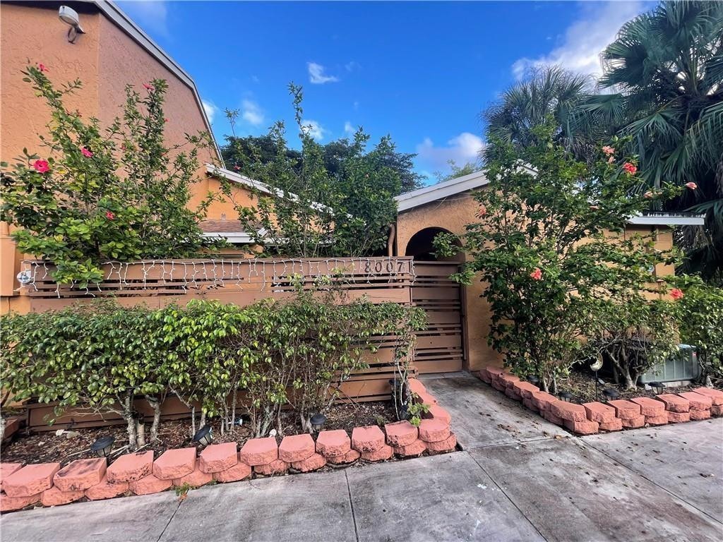 2BR – RNT at 8007 NW 71st Court