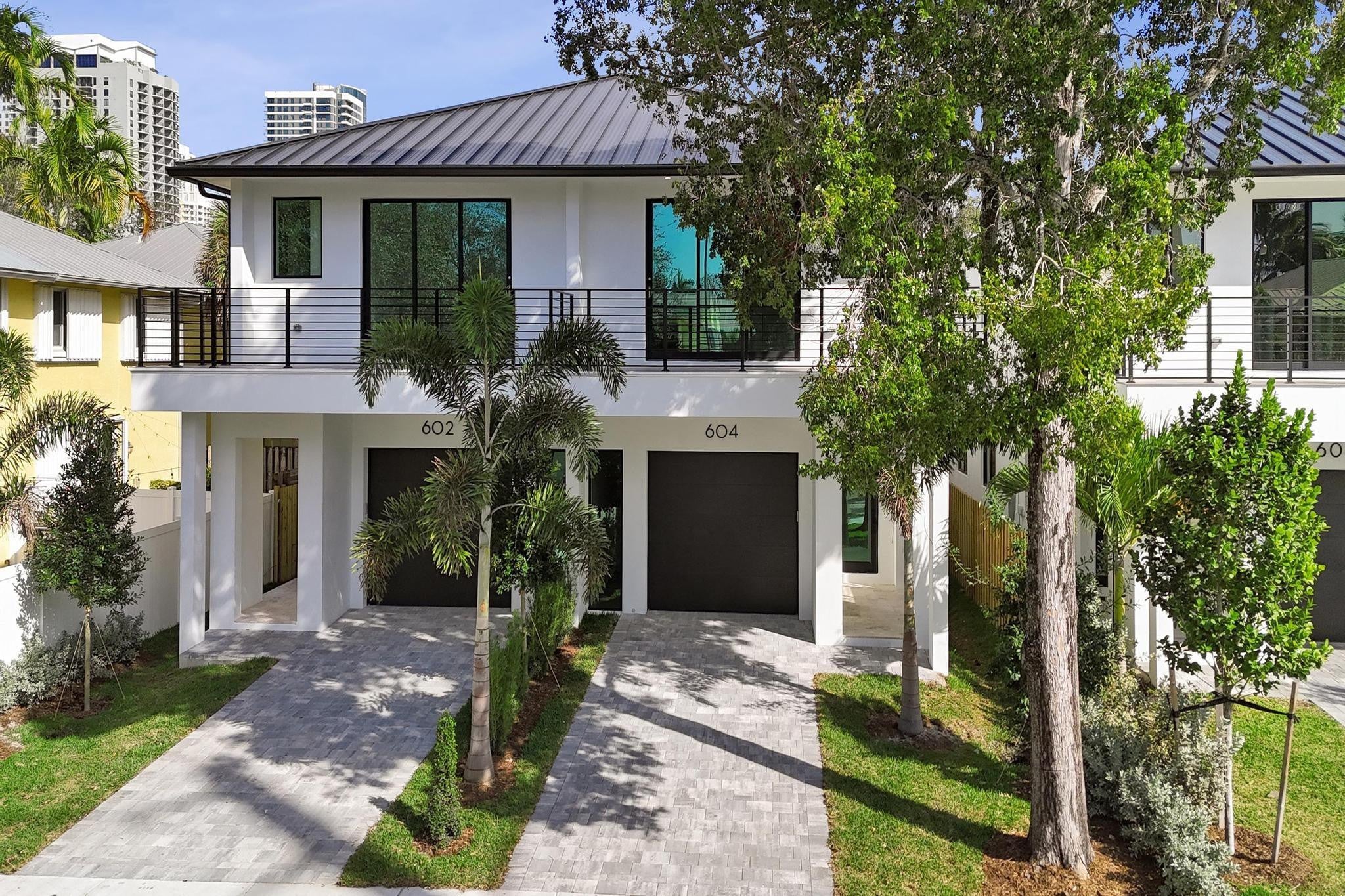 3BR – Townhouse at 604 SW 7th Avenue
