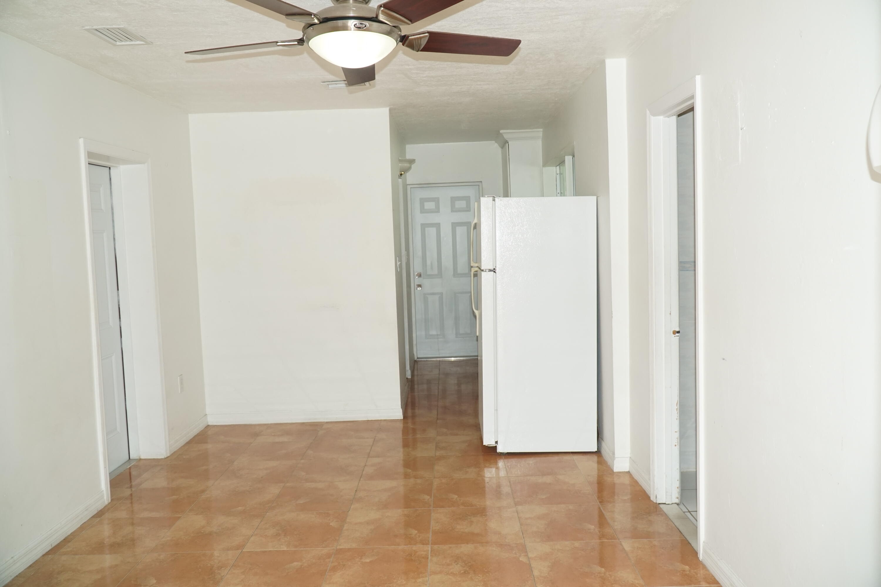 1BR – RNT at 3311 SW 105th Court