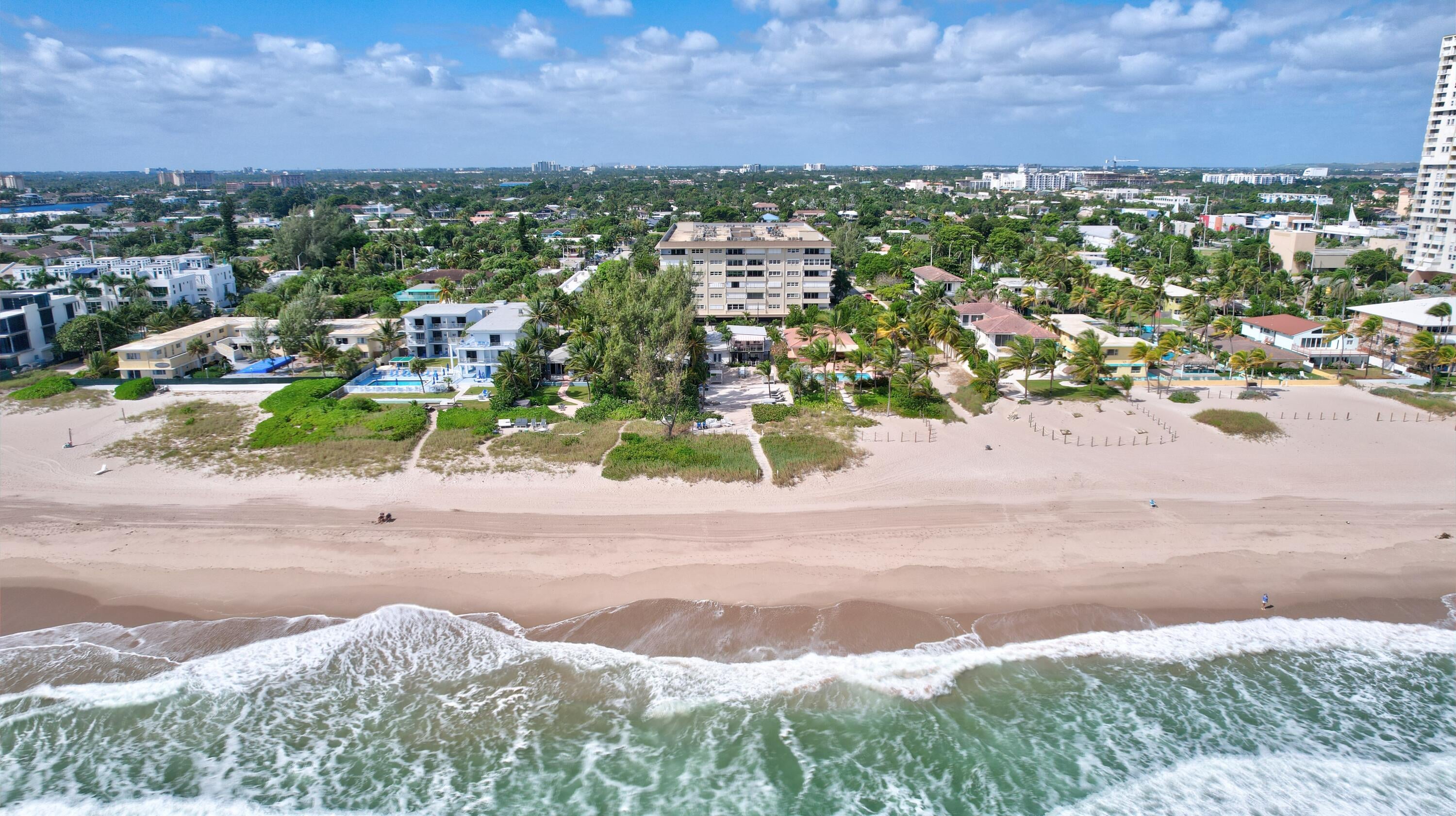 2BR – Condominium at 401 Briny Avenue #708