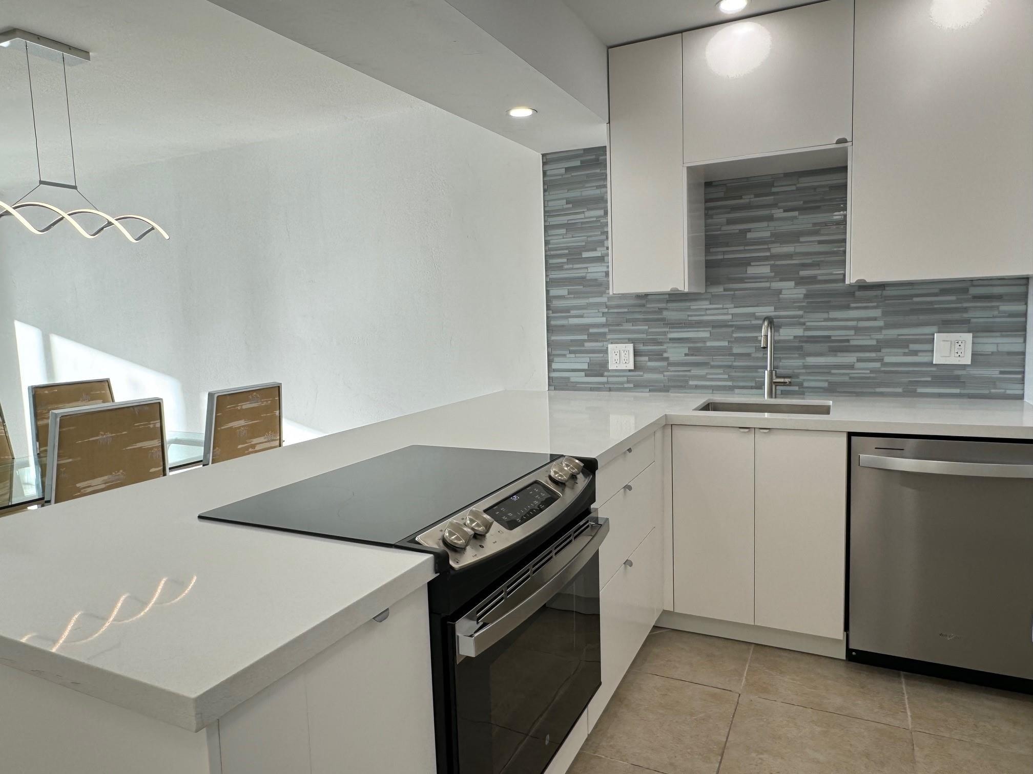 2BR – Condominium at 3095 N Course Drive