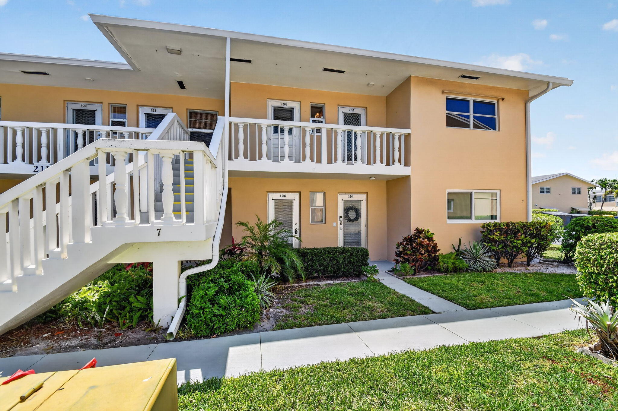 2BR – Condominium at 2111 NE 1st Court #204
