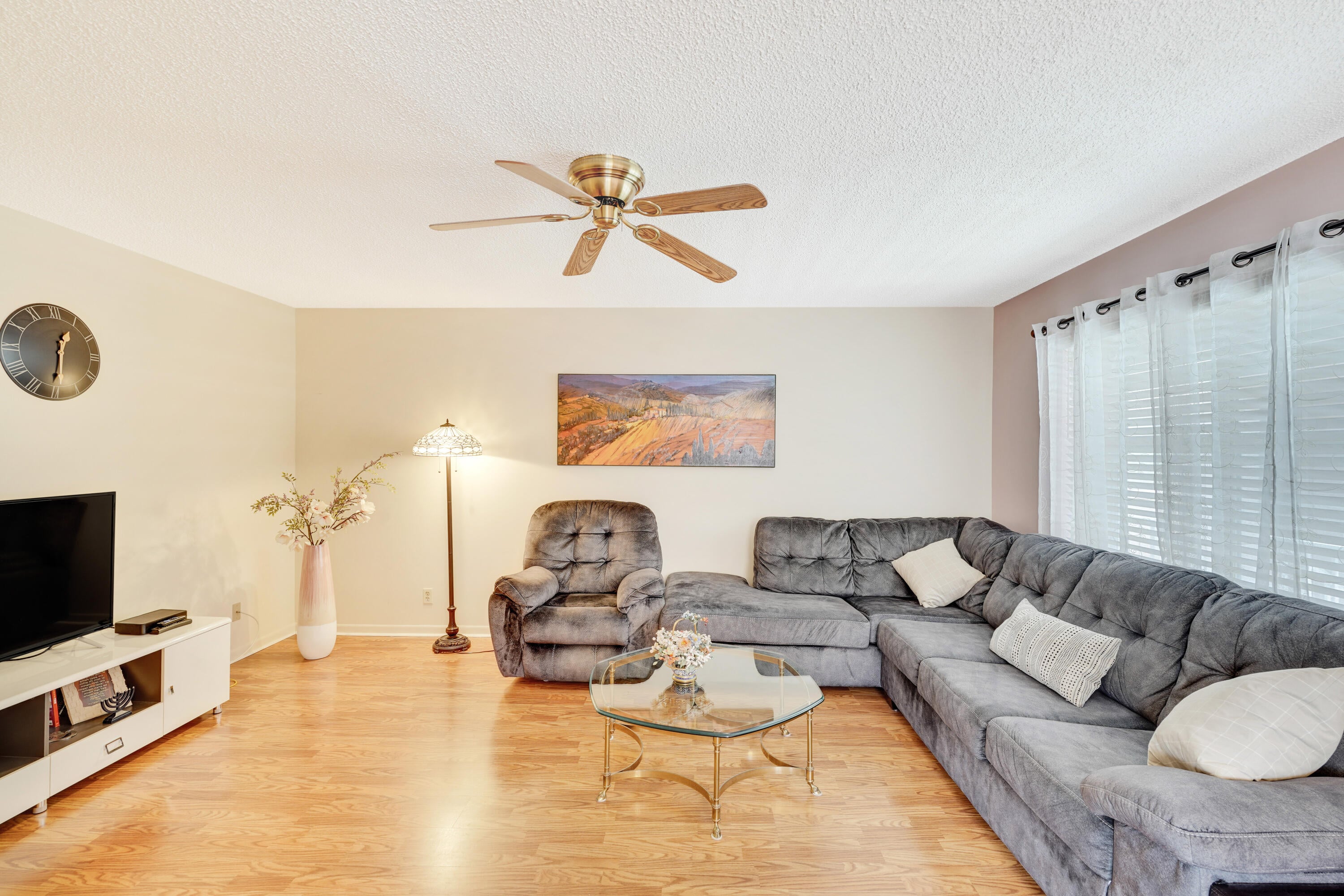 2BR – Condominium at 376 Piedmont H
