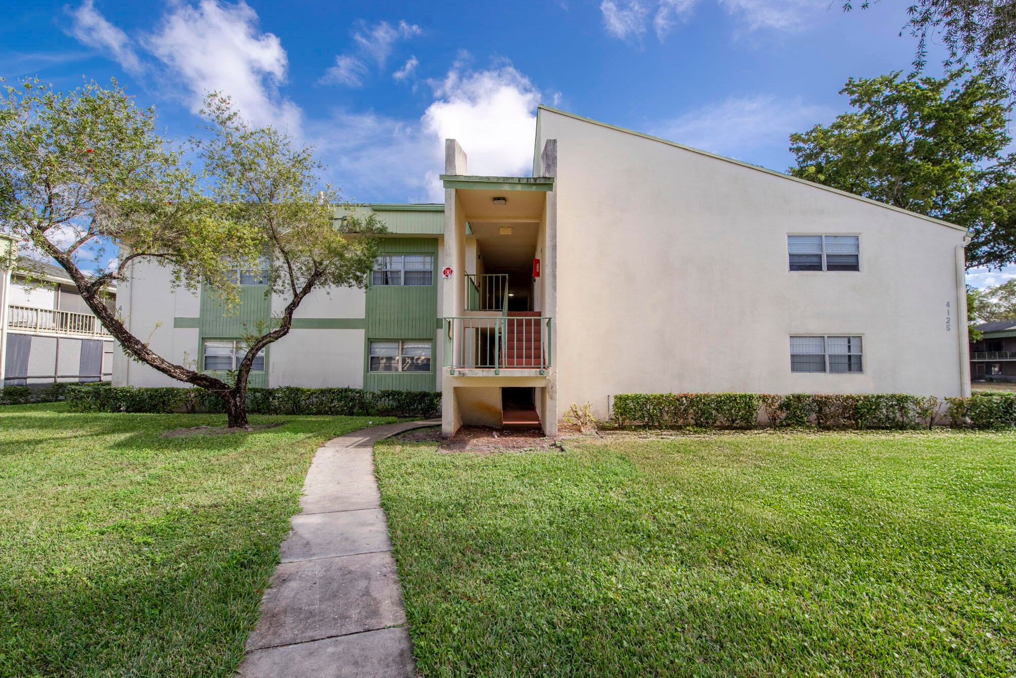 2BR – Condominium at 4125 NW 88th Avenue #202