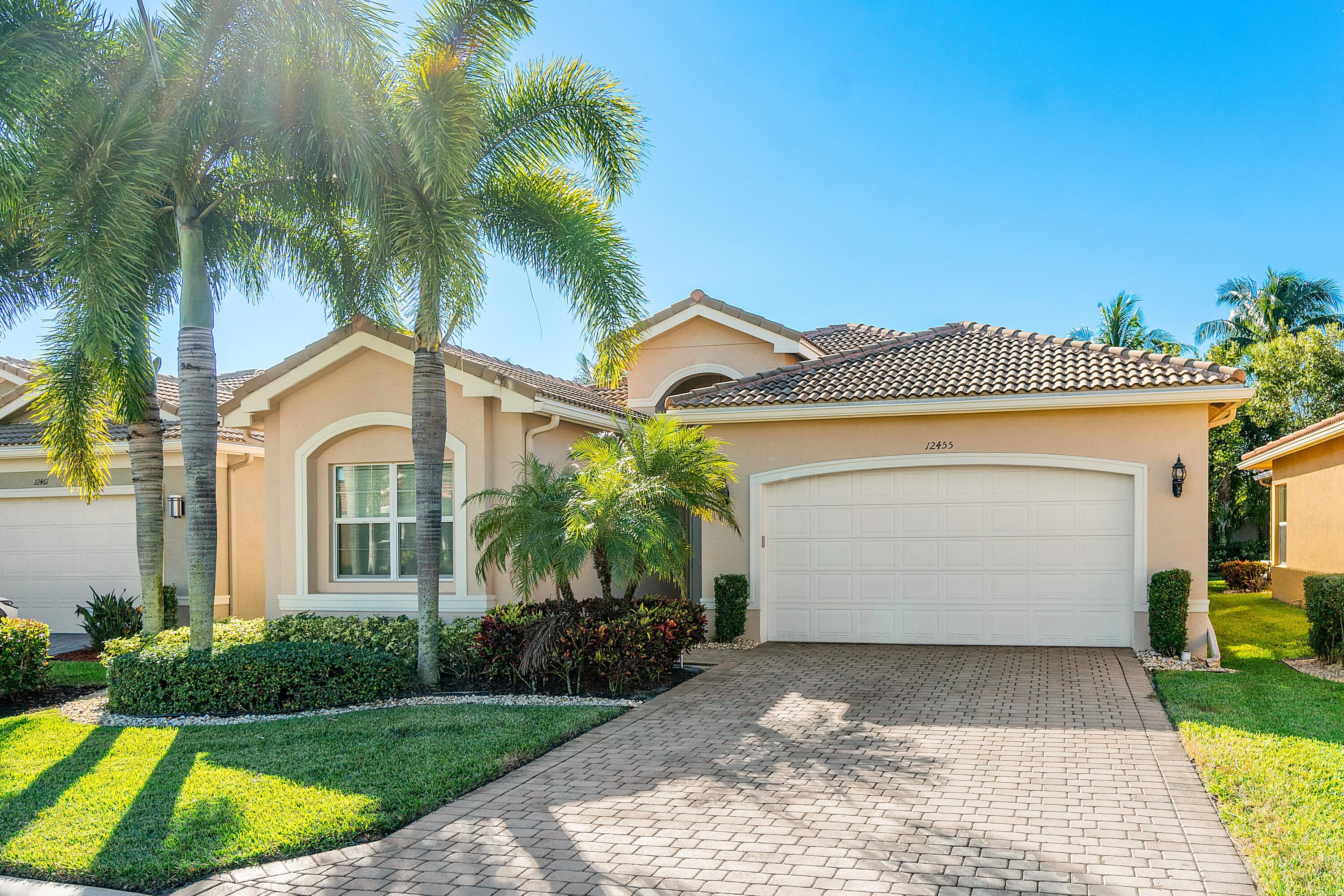 3BR – SingleFamilyResidence at 12455 Laguna Valley Terrace
