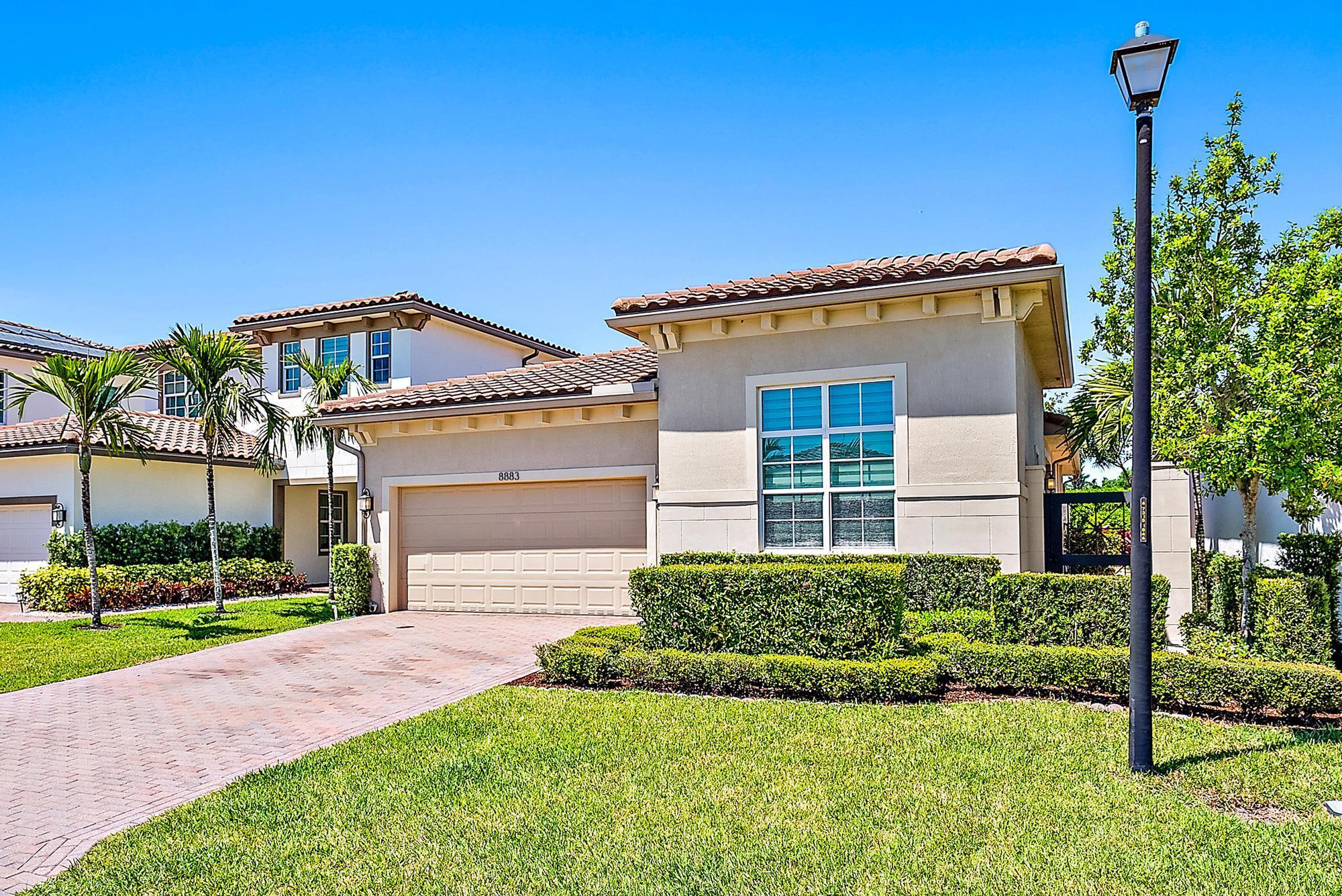 3BR – SingleFamilyResidence at 8883 Kingsmoor Way