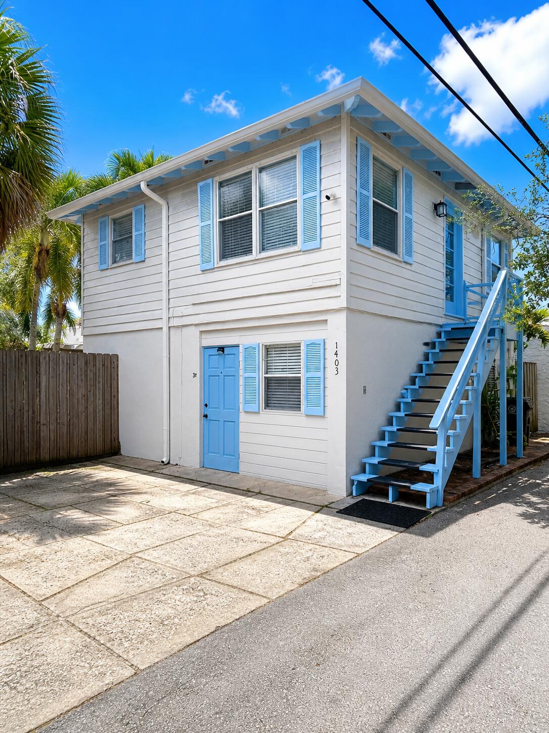 1BR – Apartment at 1403 SE 2nd Street #2