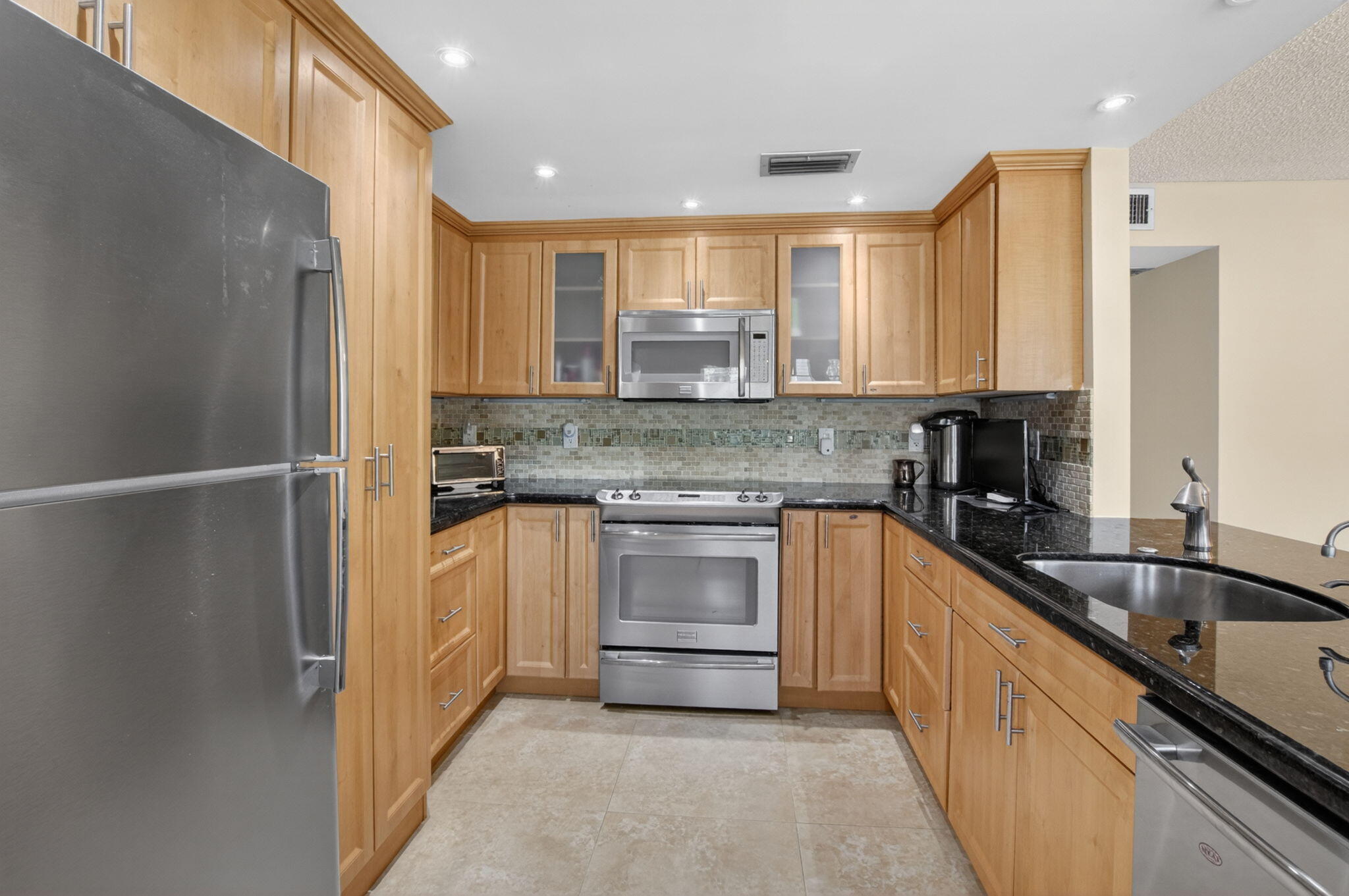2BR – Condominium at 1027 Yarmouth Drive #B