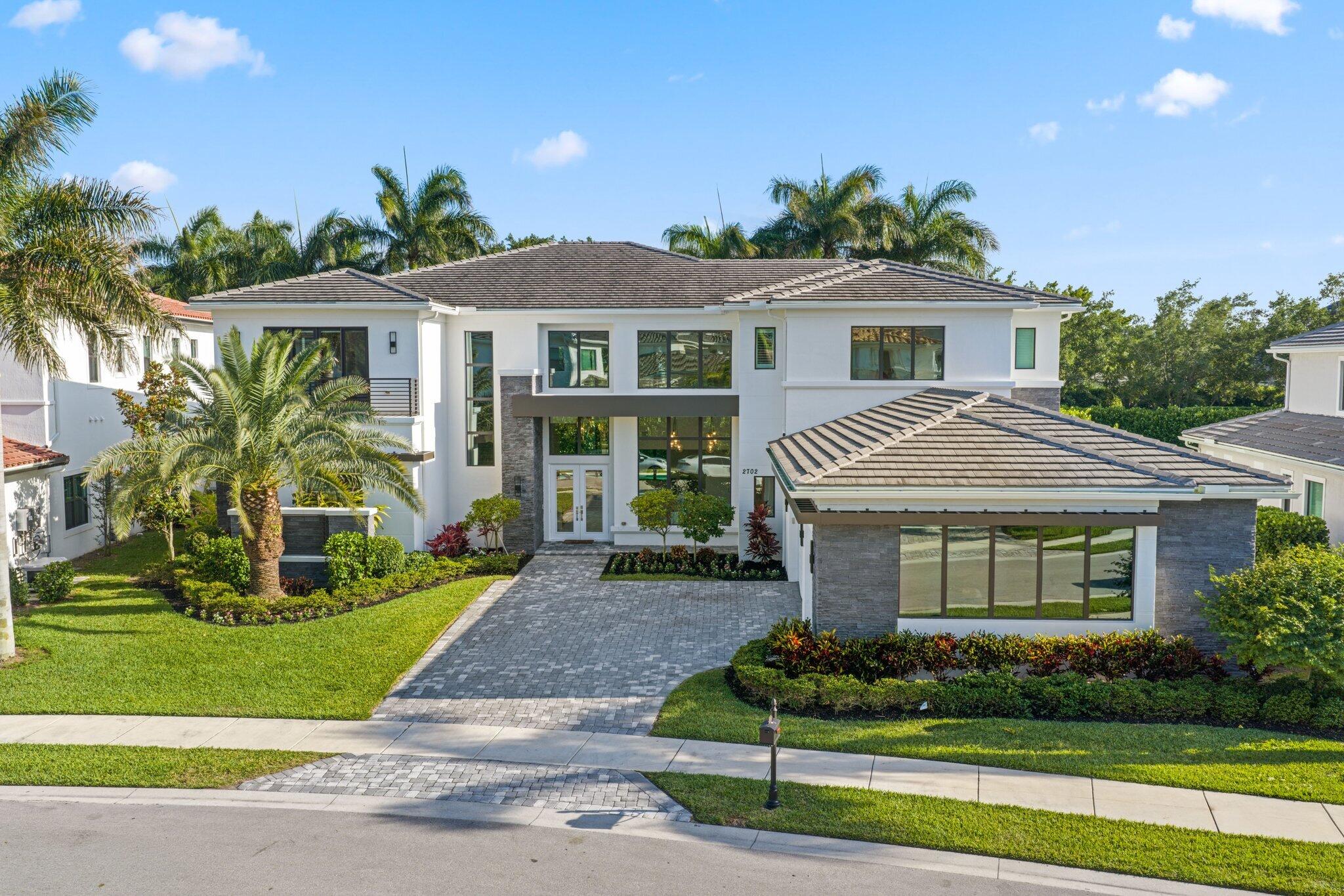 7BR – SingleFamilyResidence at 2702 NW 71st Boulevard