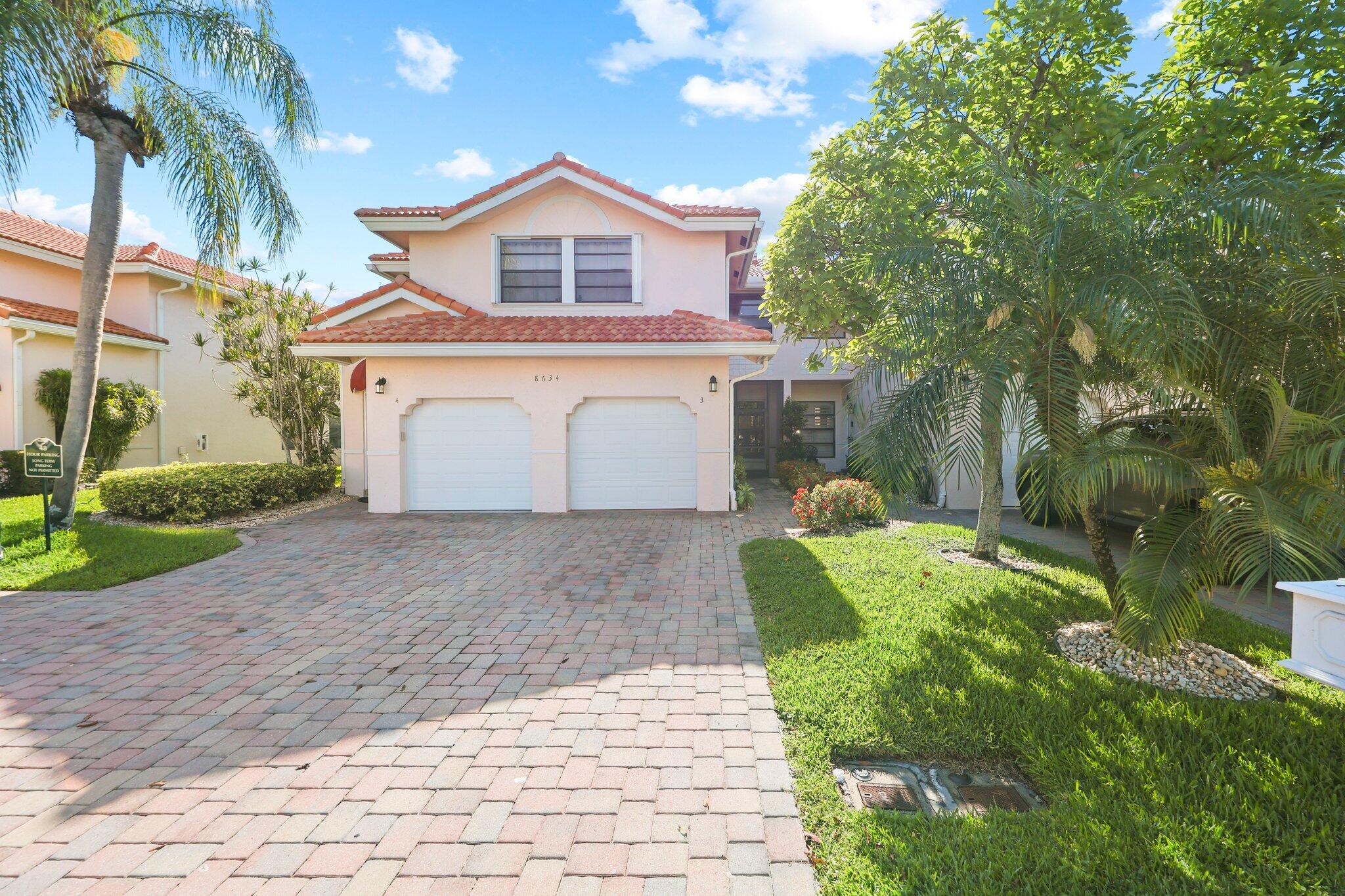 3BR – RES at 8634 Via Reale #3