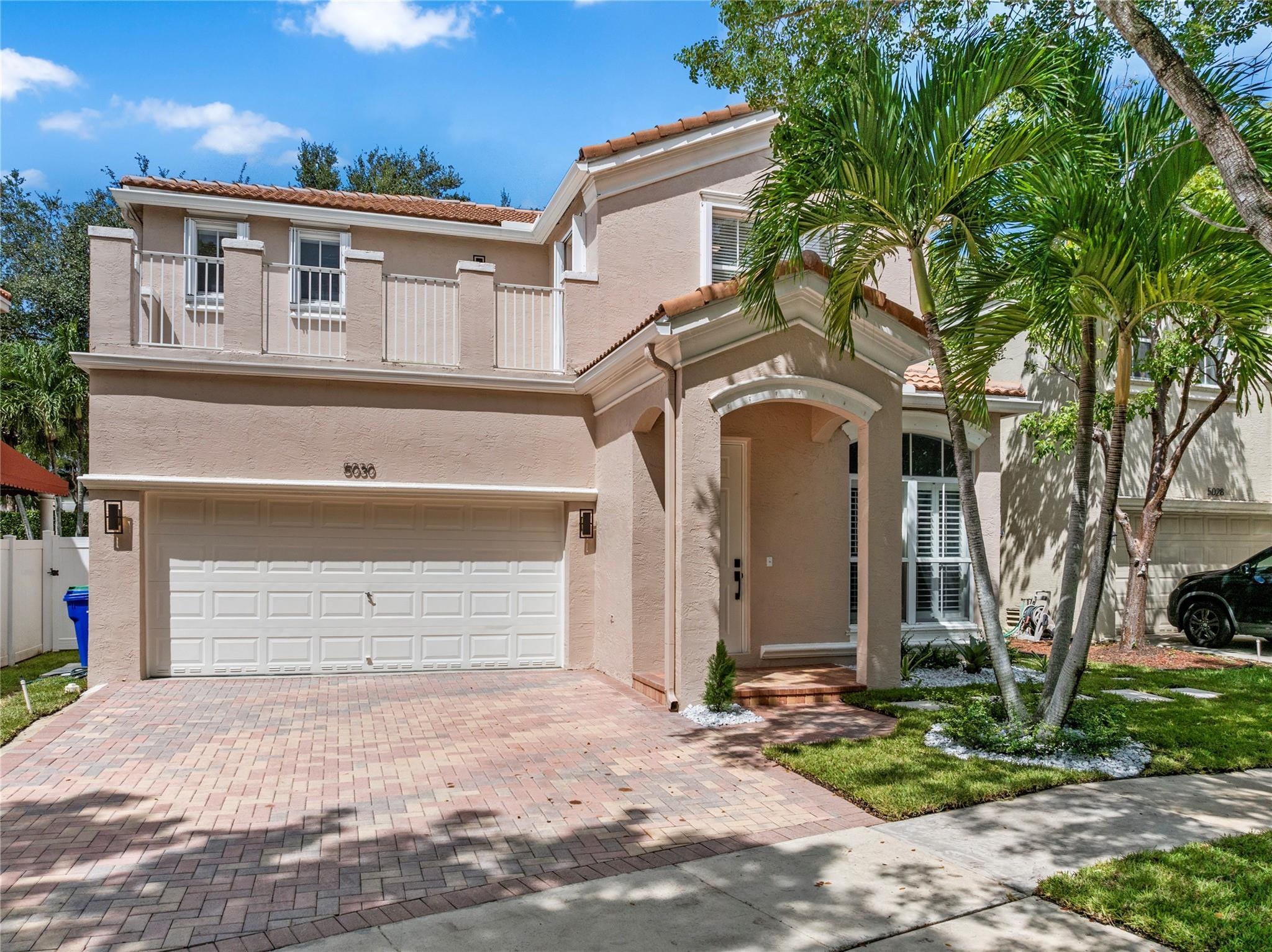 4BR – SingleFamilyResidence at 5030 SW 155th Terrace