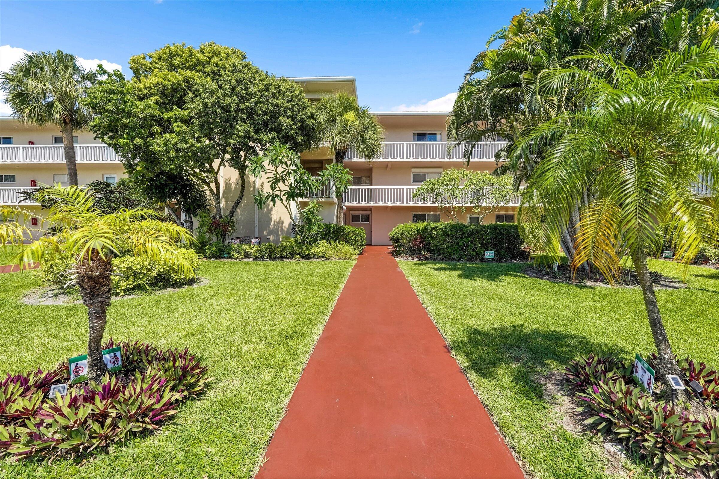 2BR – Condominium at 2856 S Garden Dr Drive S #212