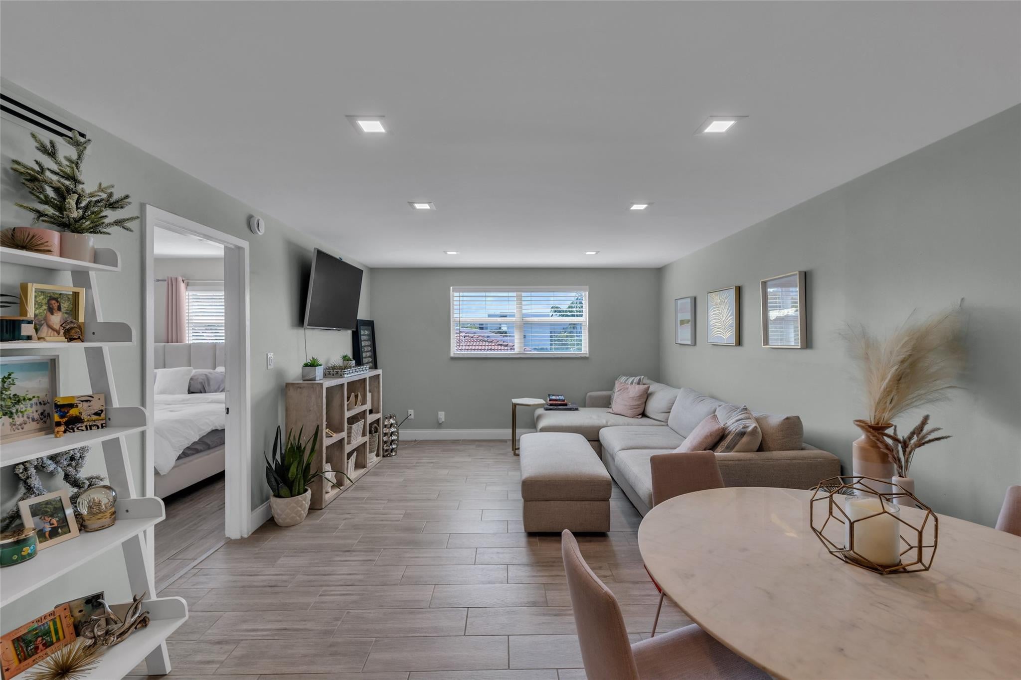 2BR – Condominium at 611 NE 14th Avenue #306