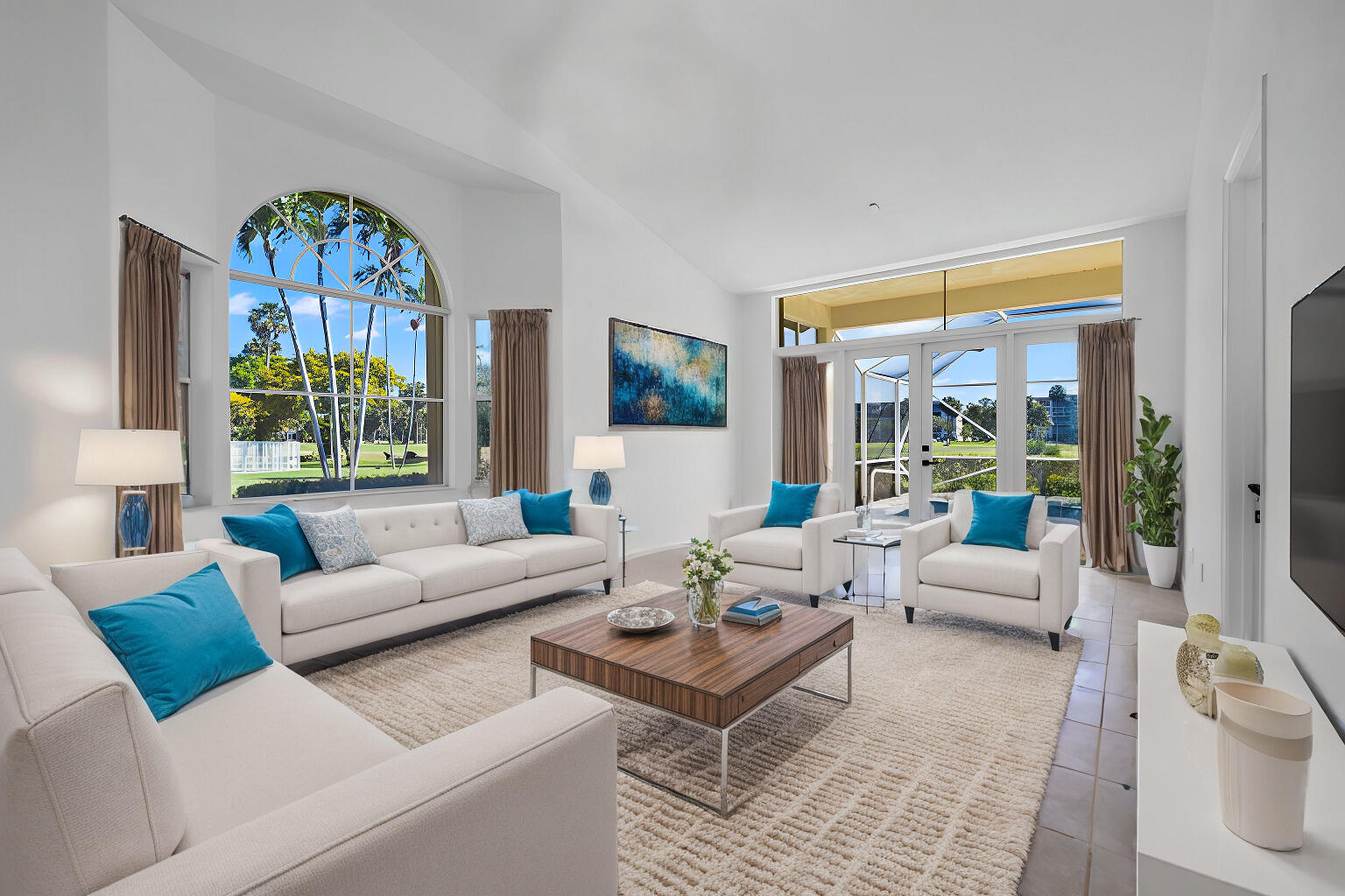 3BR – Townhouse at 608 W Palm Aire Drive #608