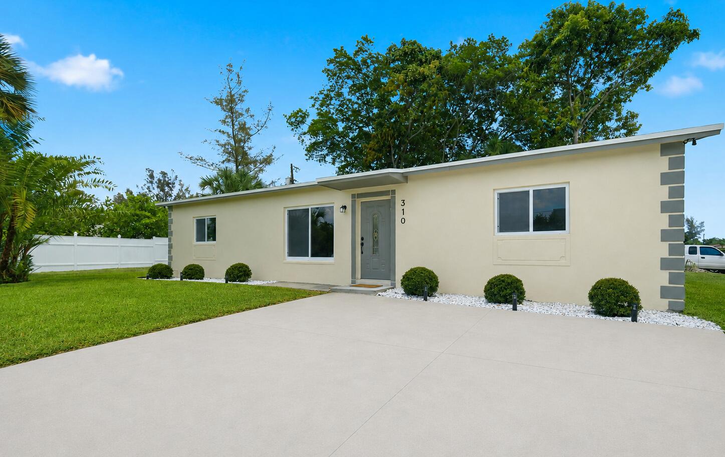 3BR – SingleFamilyResidence at 310 NW 4th Avenue