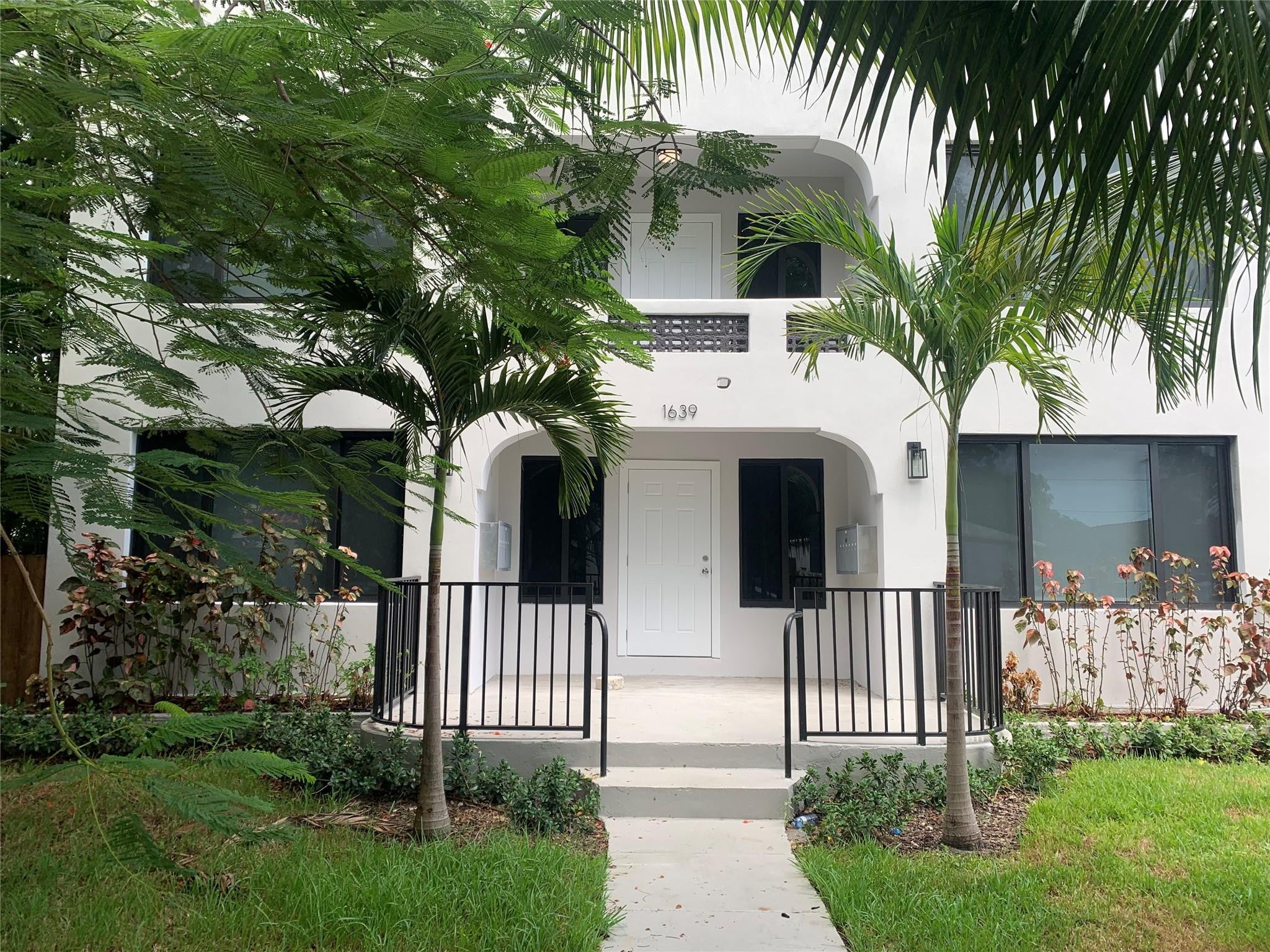 2BR – Apartment at 1639 Madison Street #2