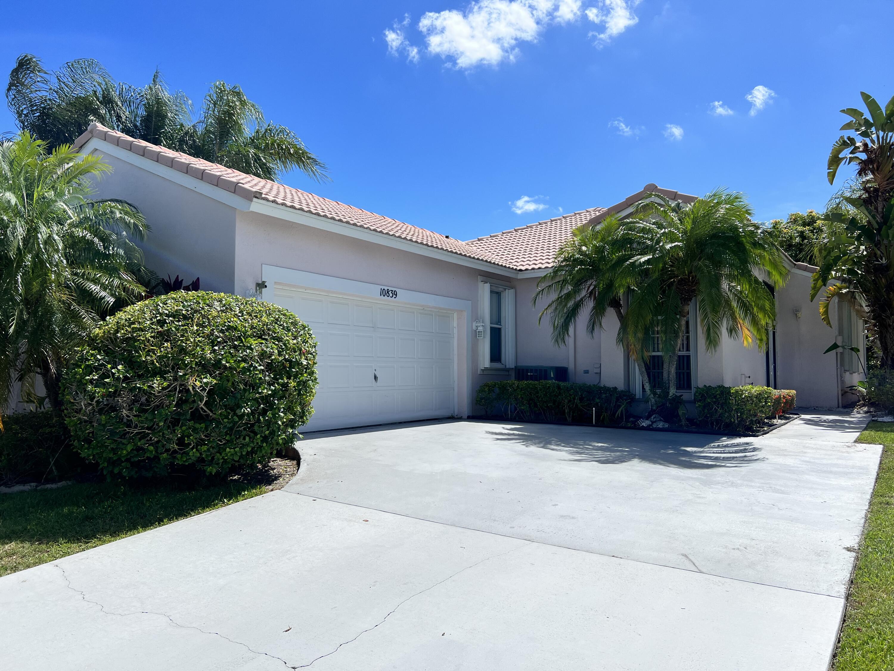 4BR – SingleFamilyResidence at 10839 Madison Drive