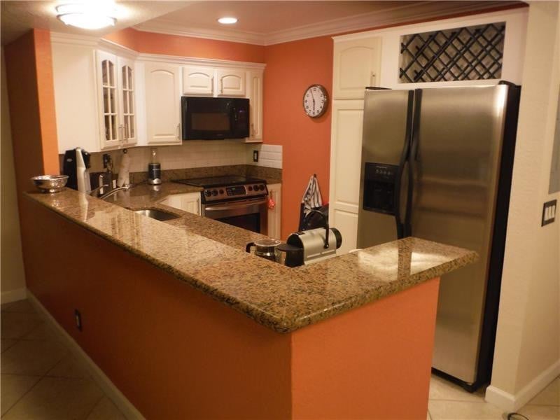 1BR – Condominium at 1515 E Broward Boulevard #122