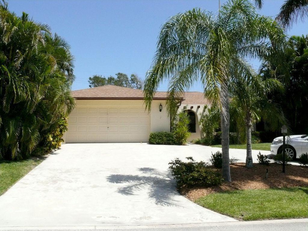 3BR – SingleFamilyResidence at 441 Sunrise Way