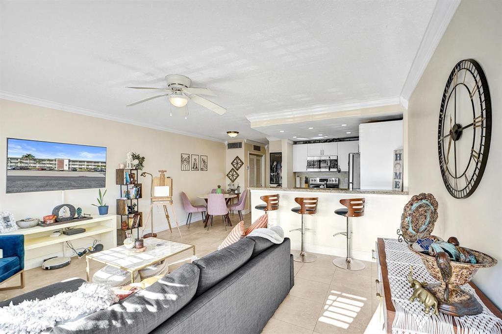 1BR – Condominium at 5201 NE 24th Terrace #A203