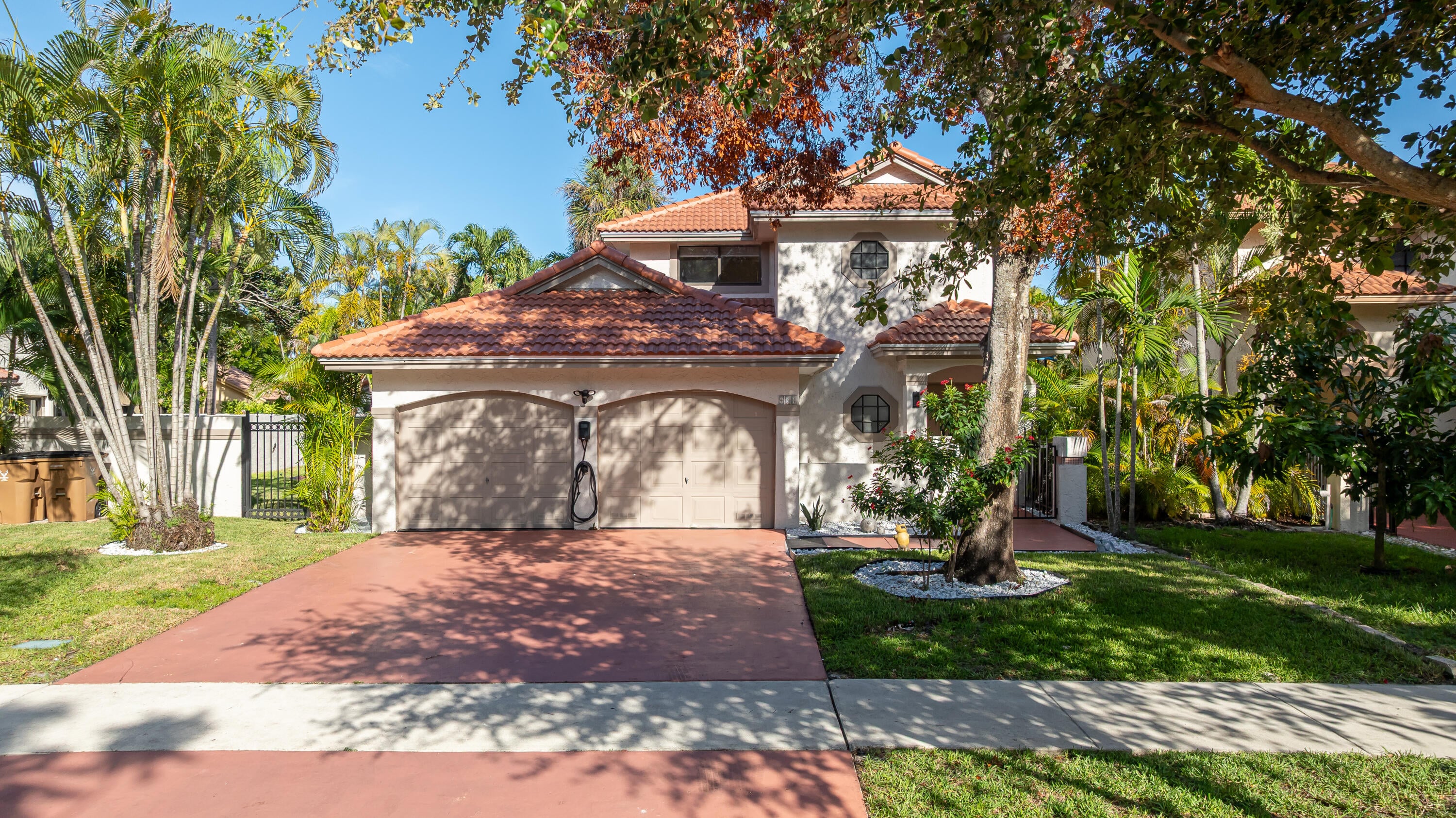 3BR – SingleFamilyResidence at 484 NW 38th Terrace