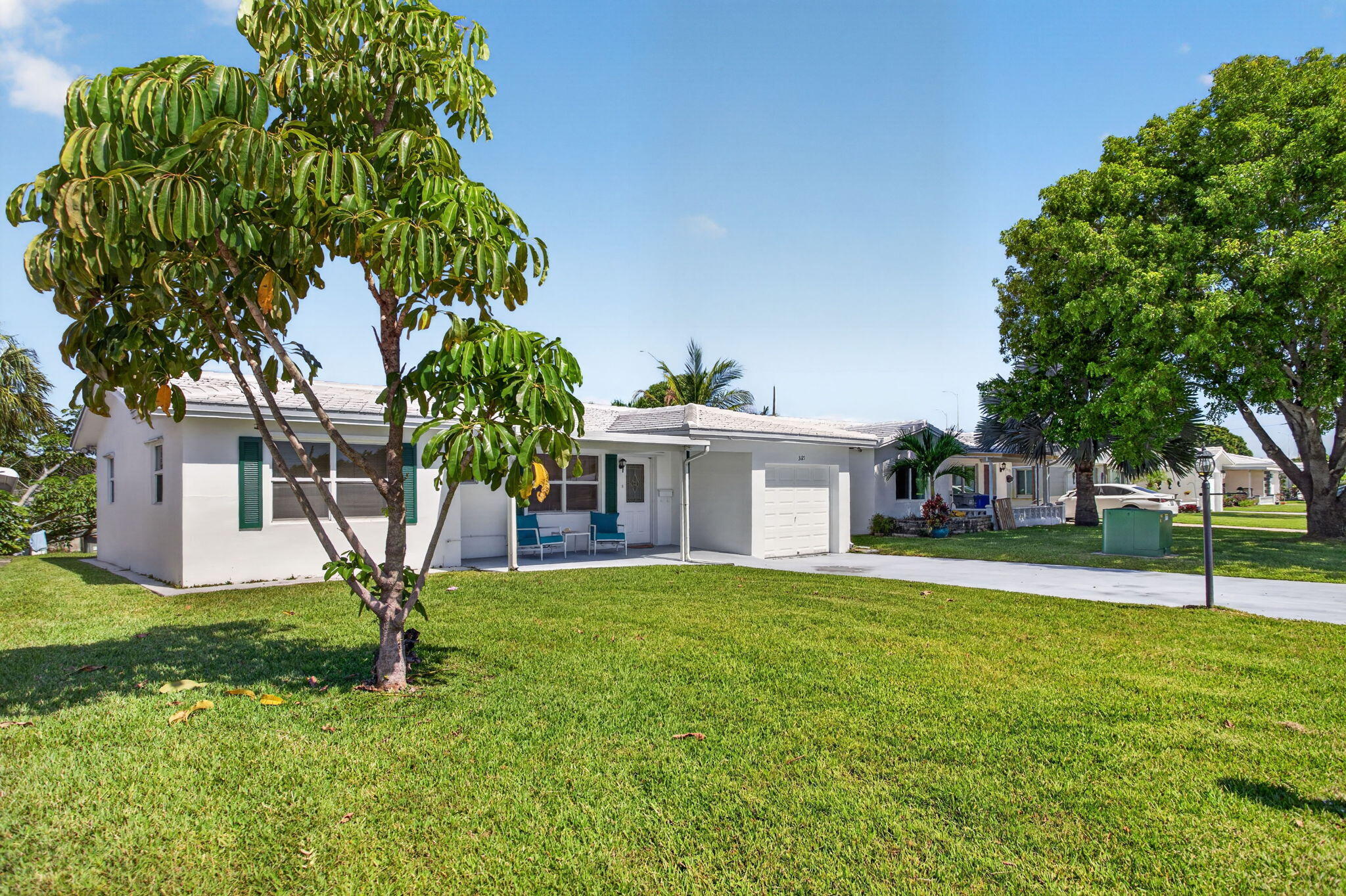 2BR – SingleFamilyResidence at 3121 E Golf Boulevard