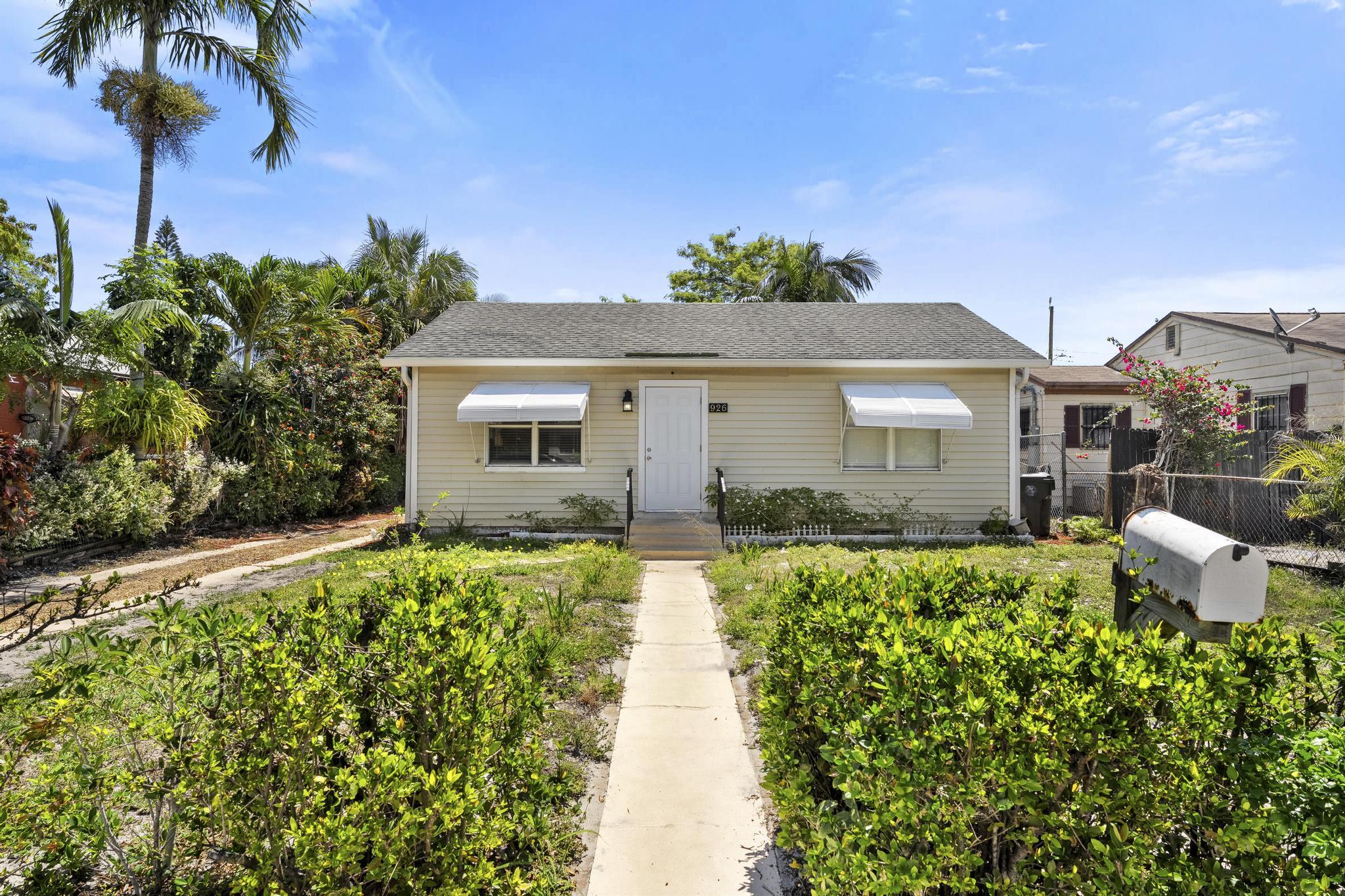2BR – SingleFamilyResidence at 926 S L Street