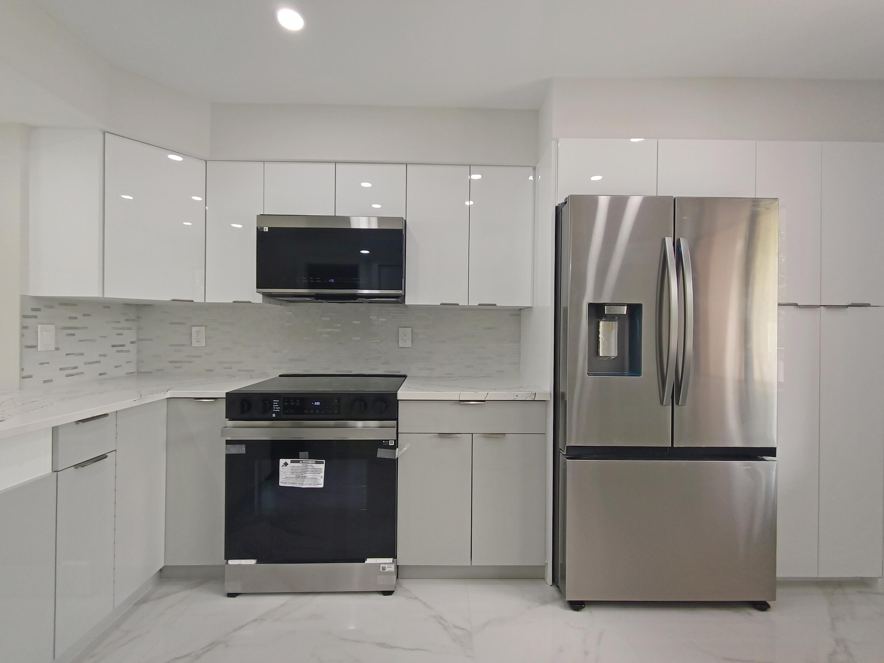 2BR – Condominium at 7280 Amberly Lane #207