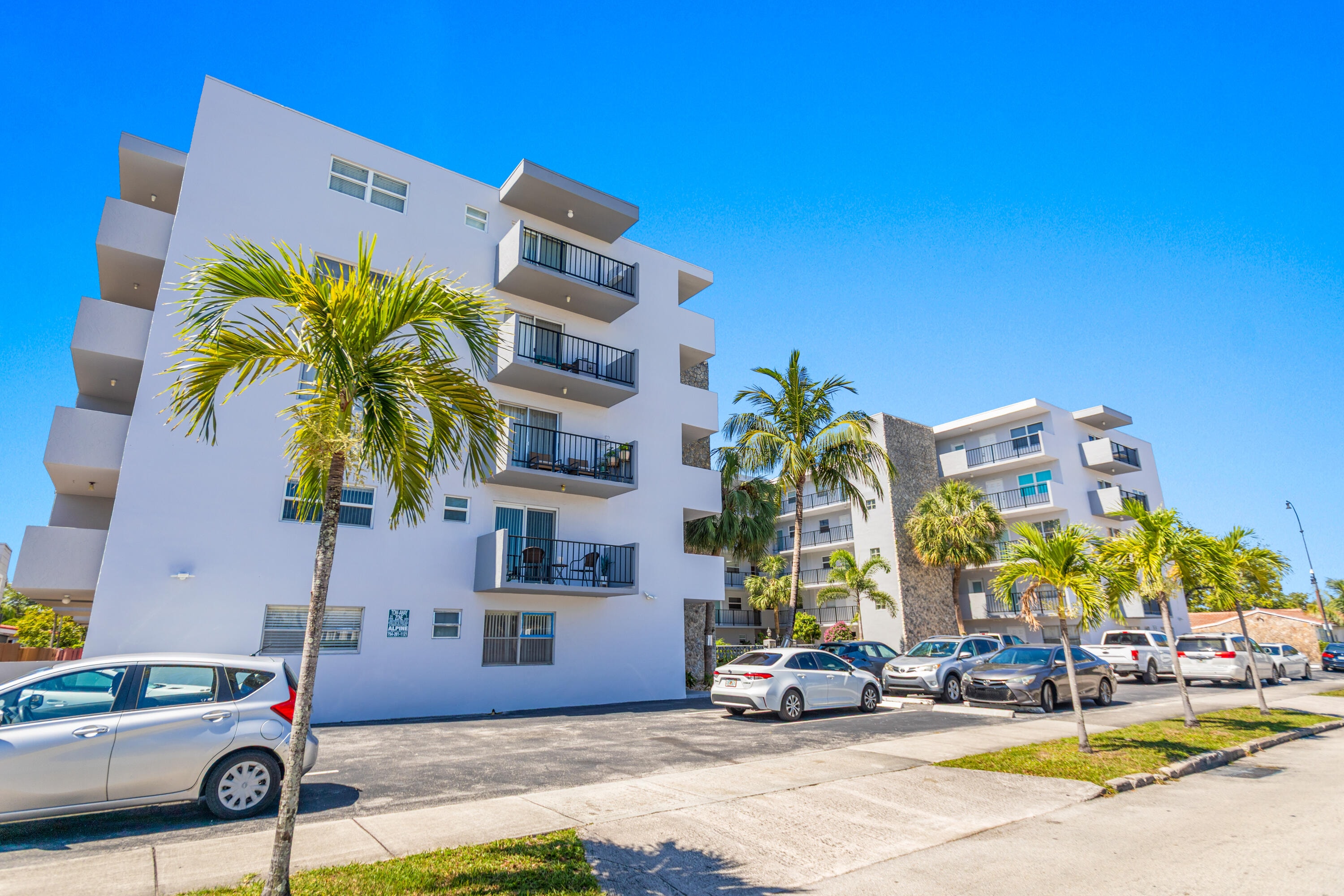 2BR – Condominium at 1750 Jefferson Street #507