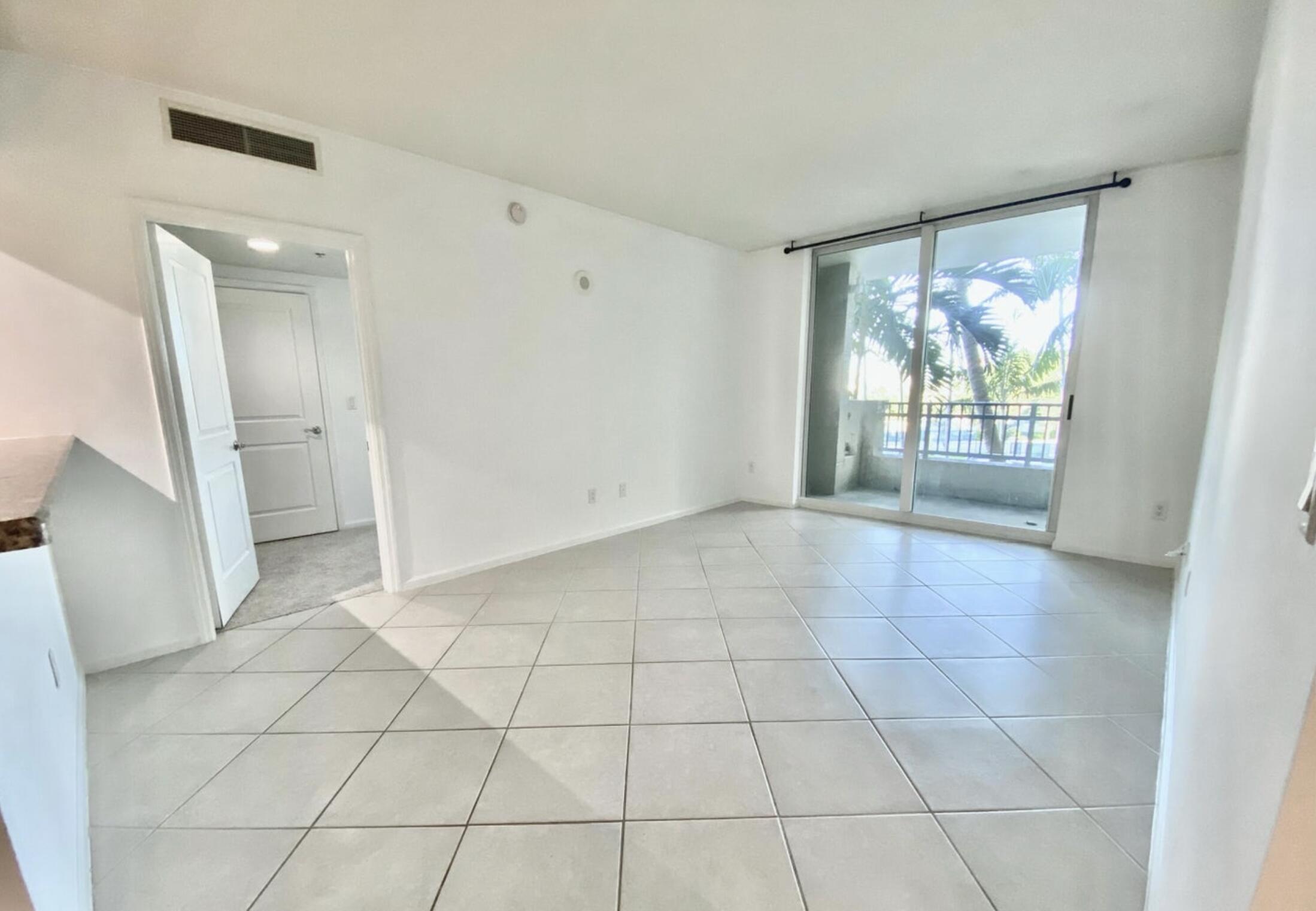 2BR – Condominium at 403 S Sapodilla Avenue #218