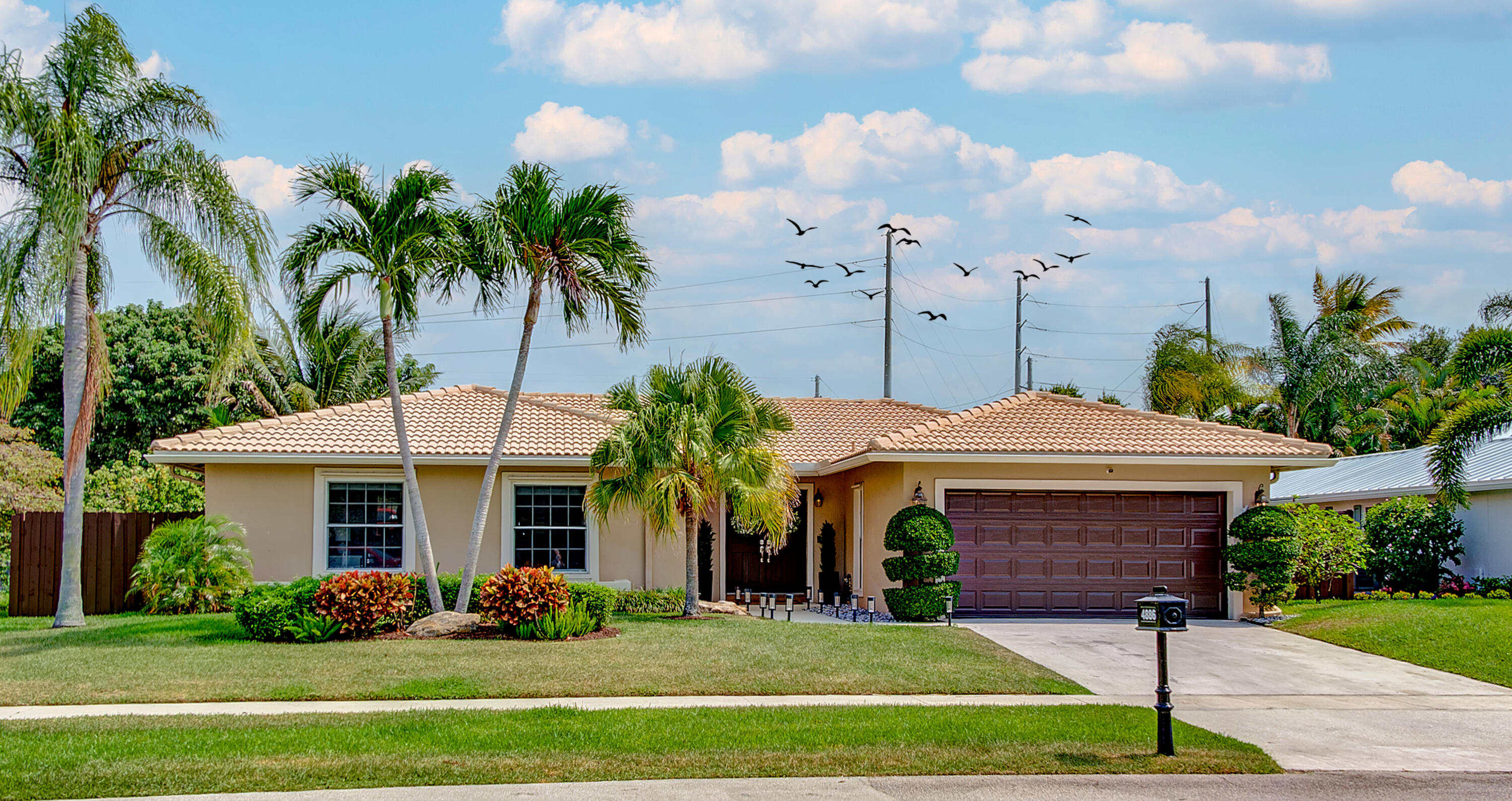 3BR – SingleFamilyResidence at 4886 Acorn Drive