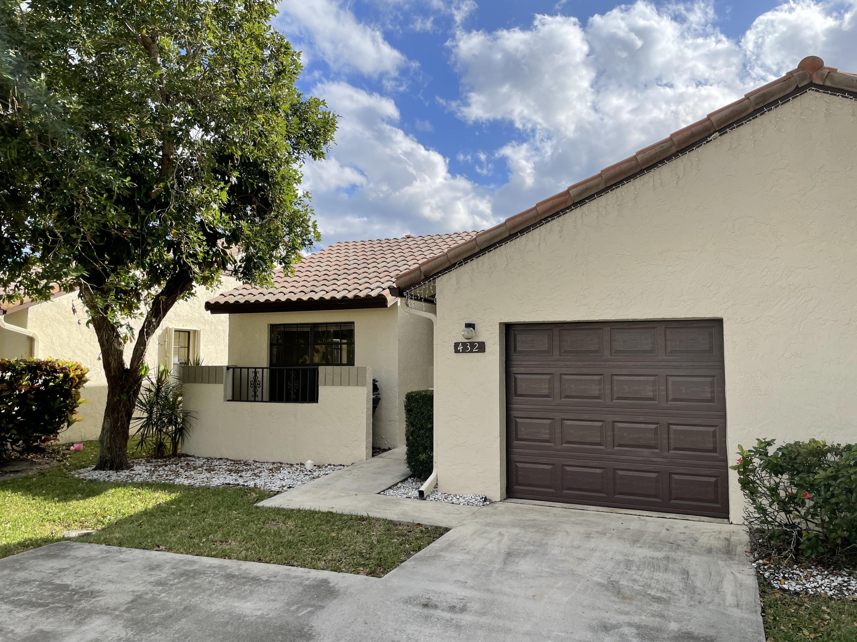 3BR – RNT at 432 Ashwood Place