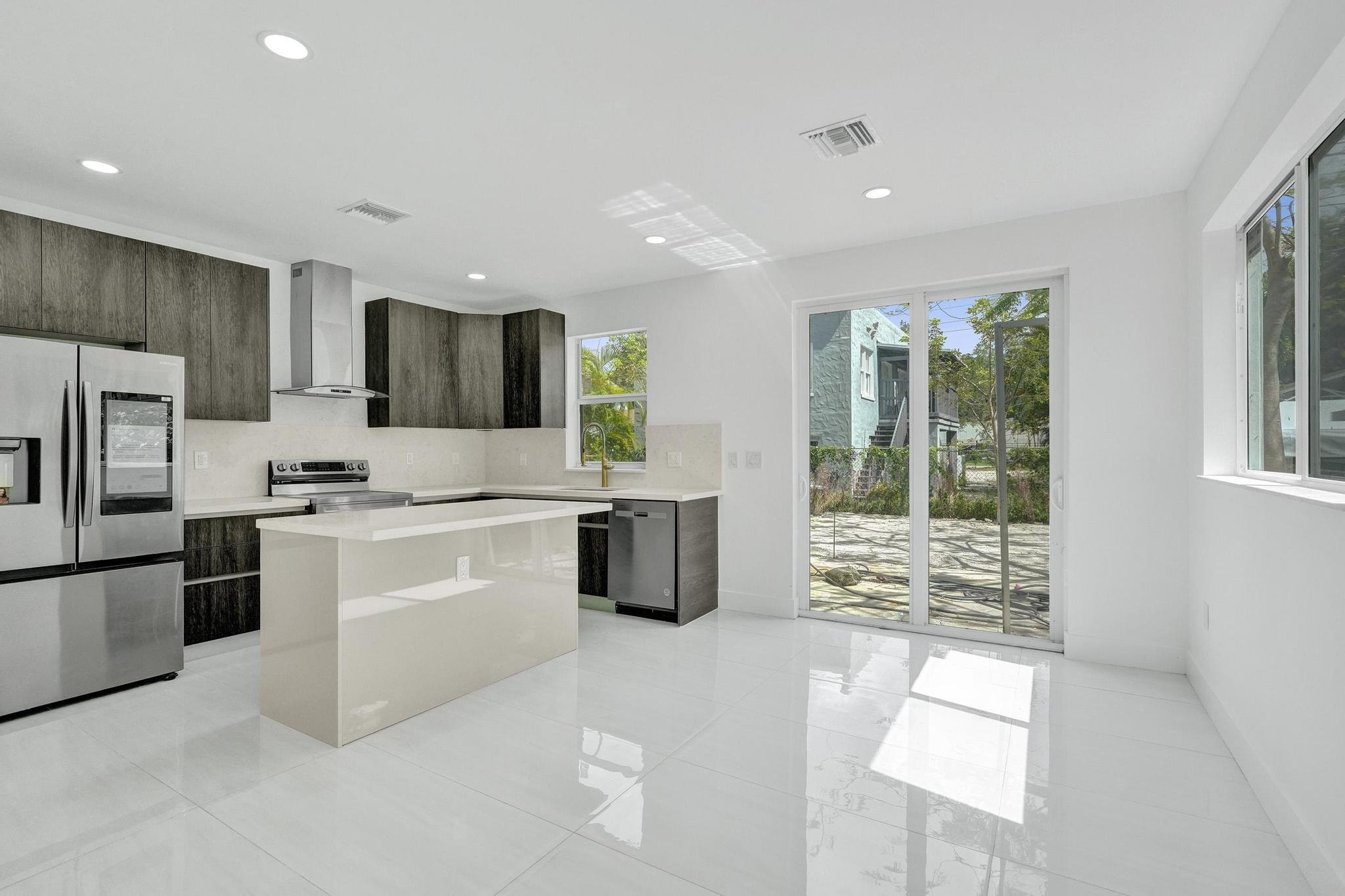 3BR – Townhouse at 1213 W Las Olas Boulevard