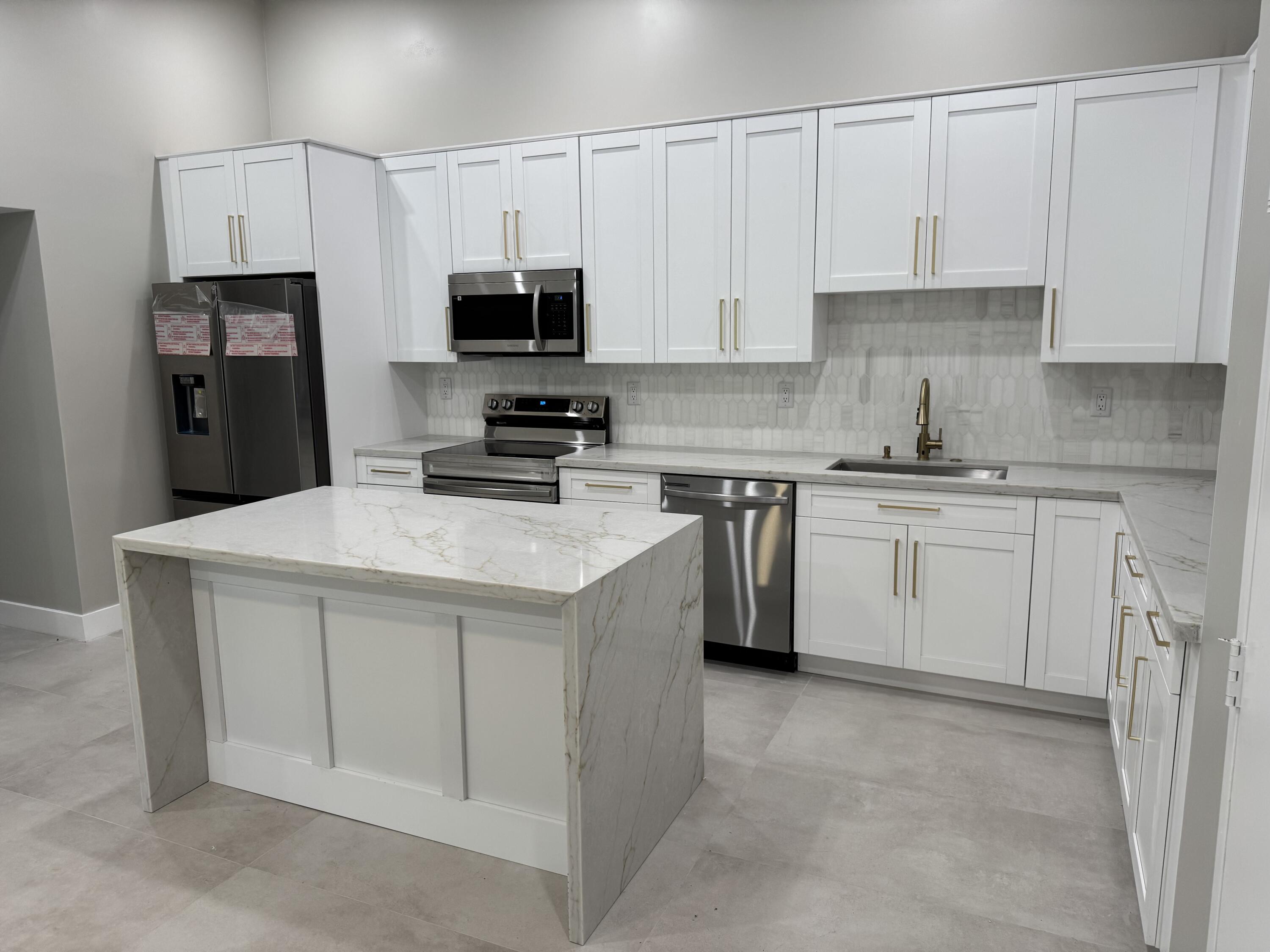 2BR – Condominium at 15449 Lakes Of Delray Boulevard