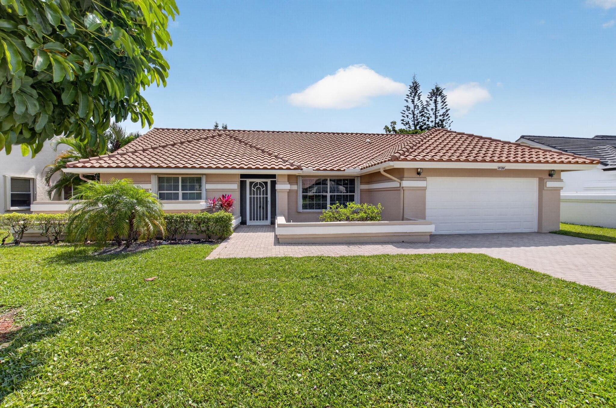 3BR – SingleFamilyResidence at 9720 Majestic Way