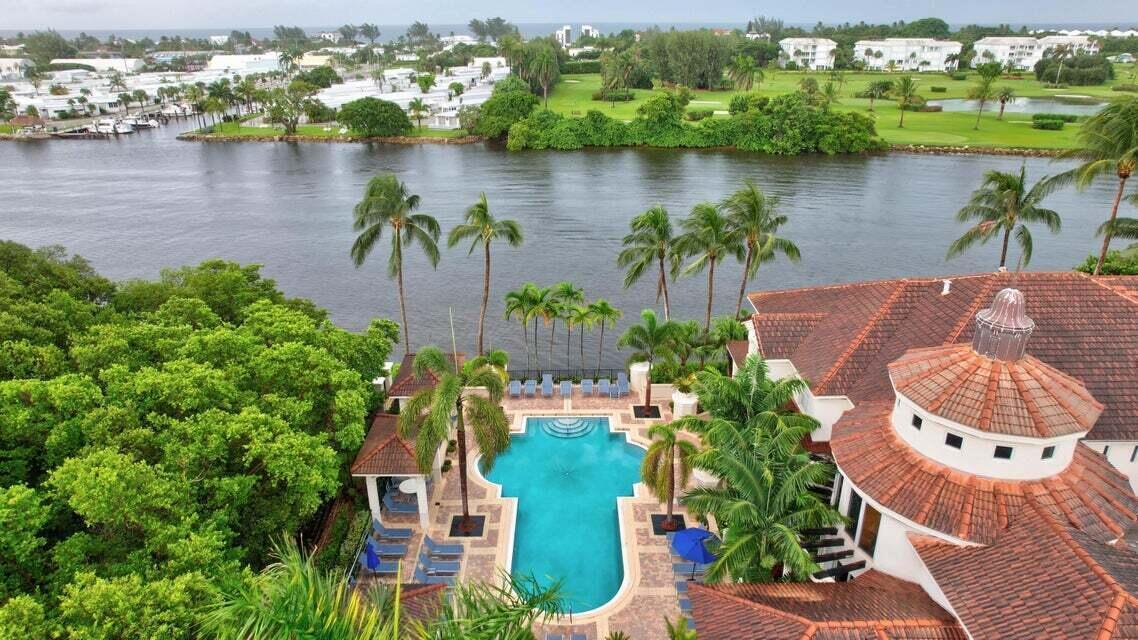 2BR – Condominium at 2120 Tuscany Way