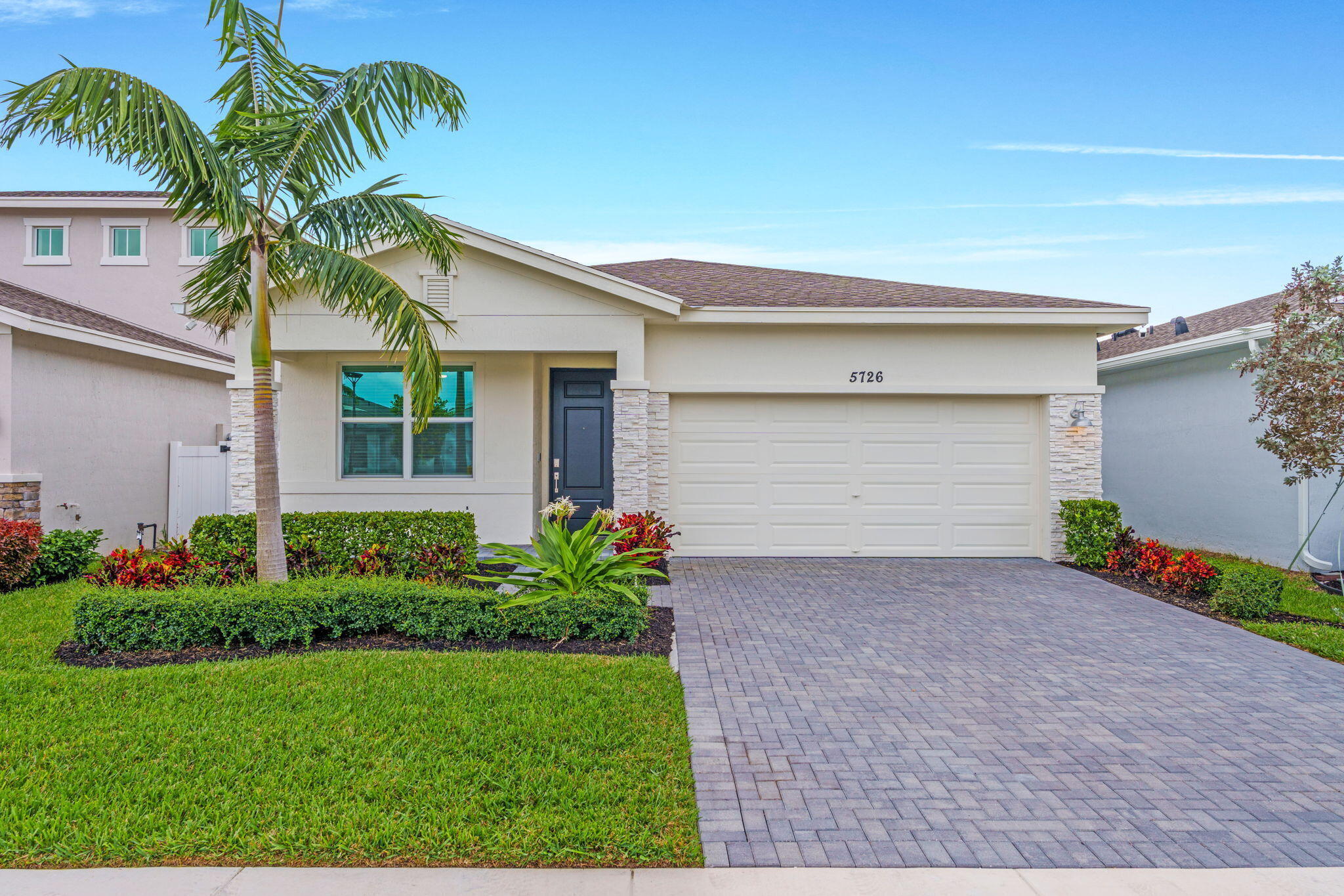 3BR – SingleFamilyResidence at 5726 Graceful Way