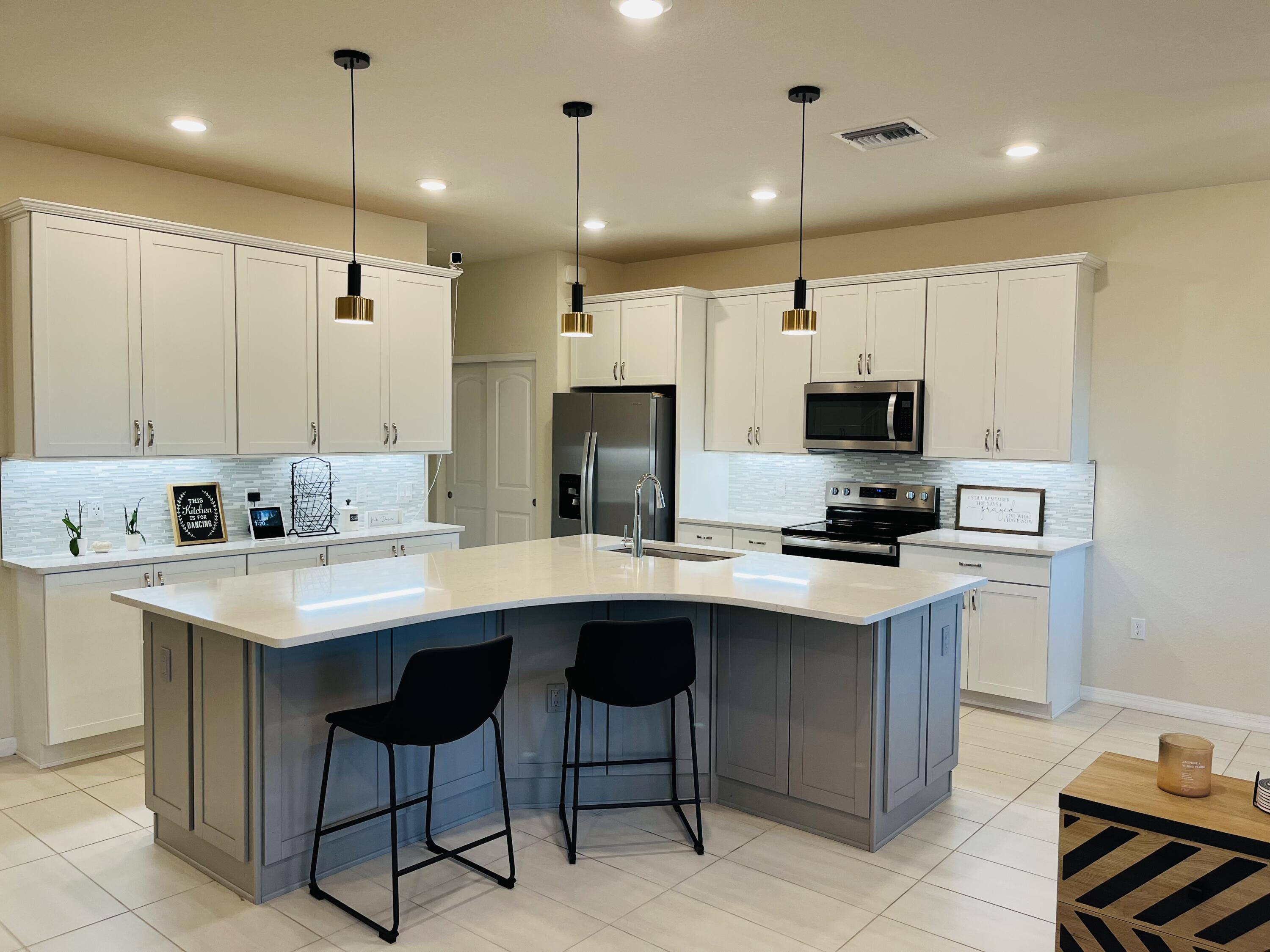 3BR – Townhouse at 4828 Jumping Way