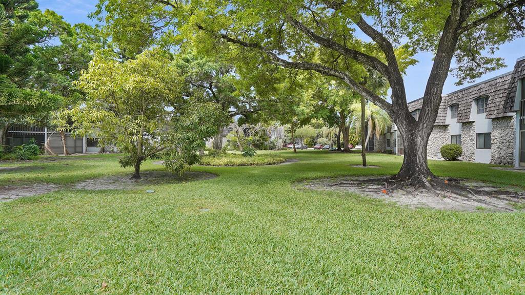 1BR – Condominium at 3105 Oakland Shores Drive #J207