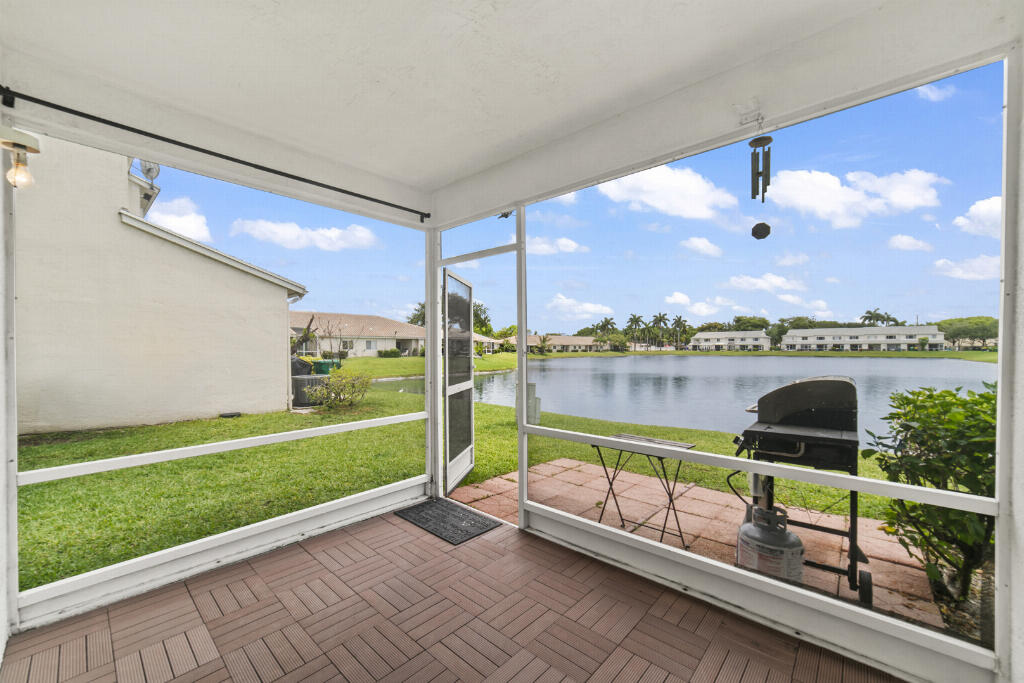2BR – Townhouse at 3165 SW 50th Street