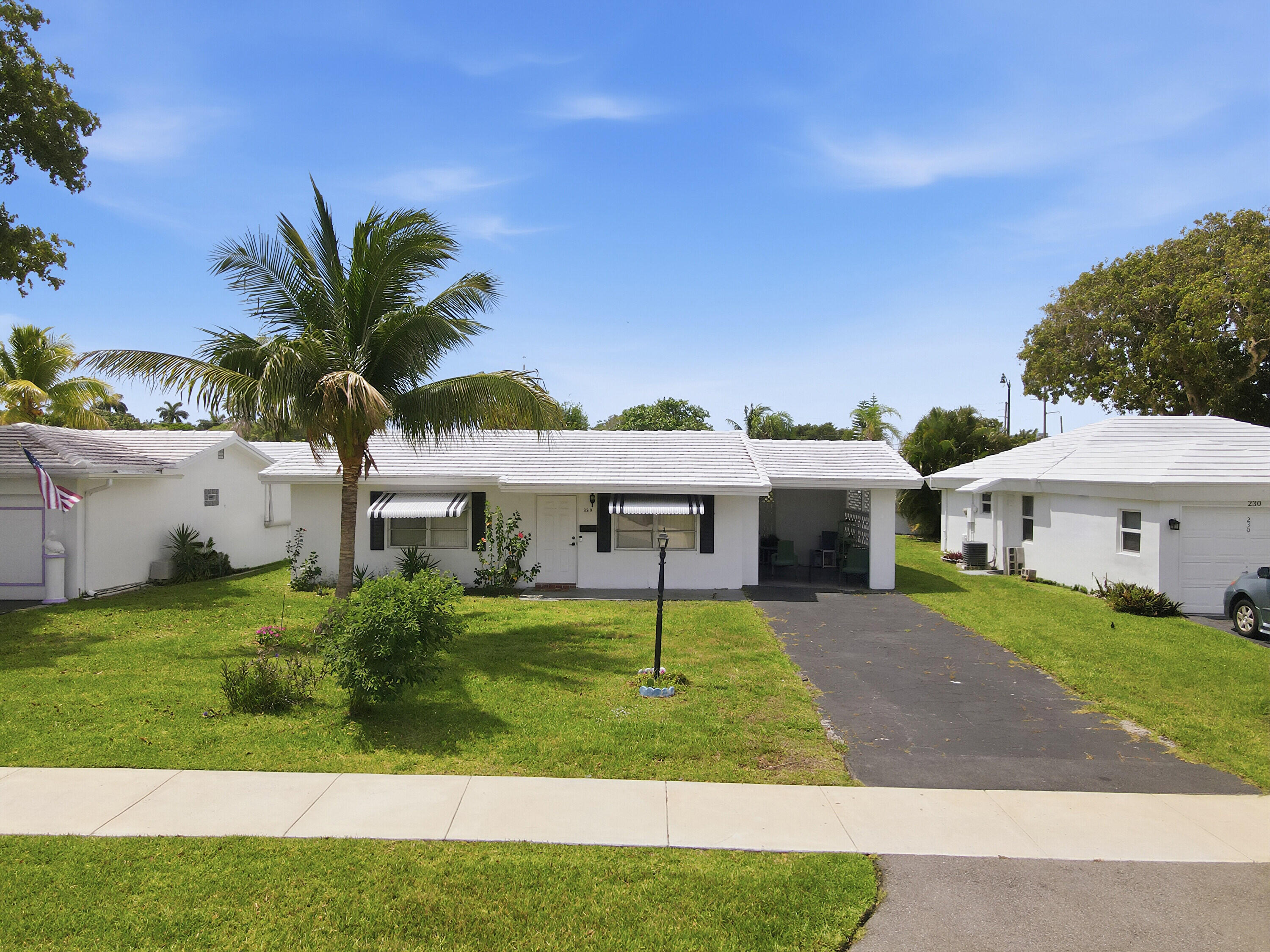 2BR – SingleFamilyResidence at 220 Leisure Boulevard
