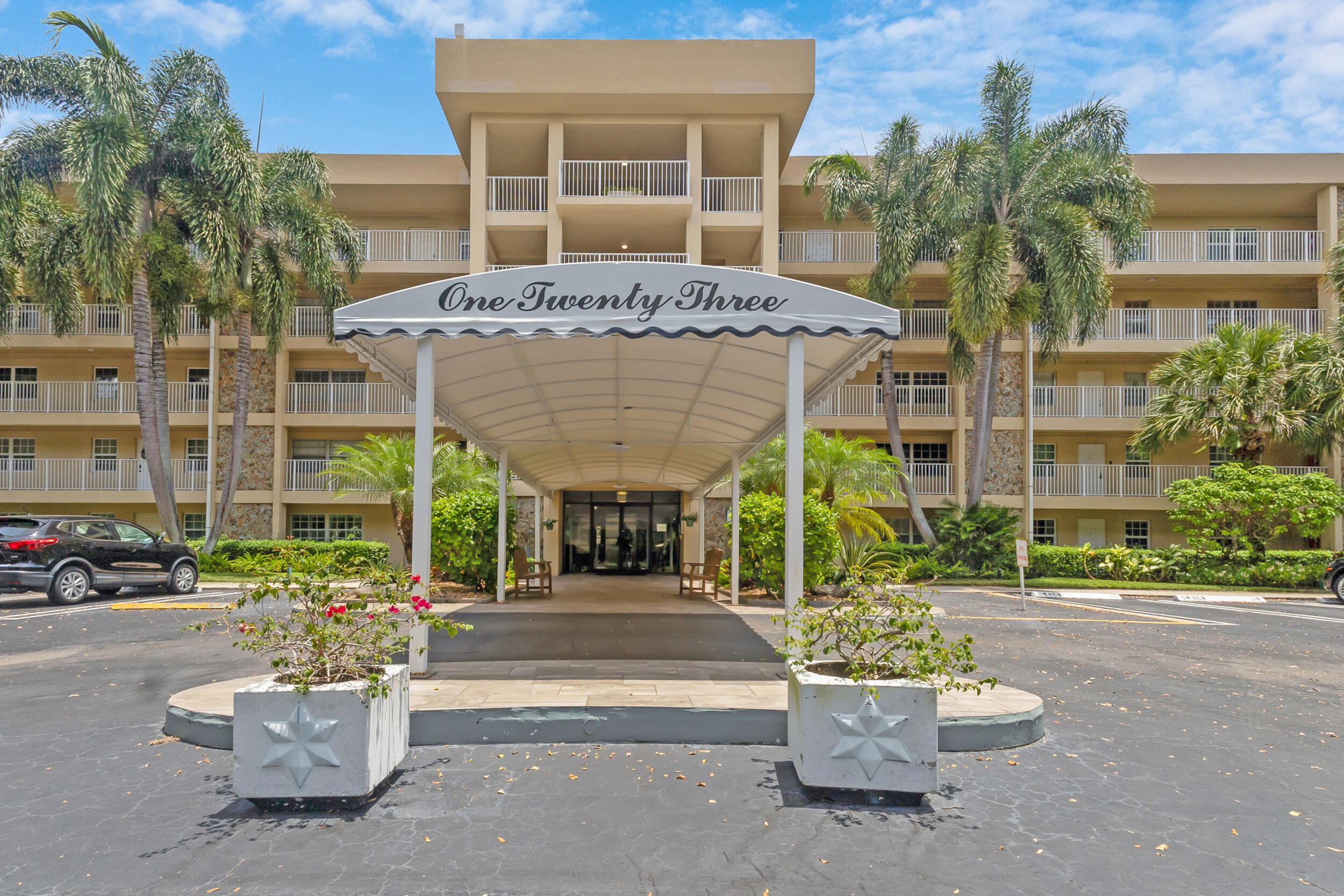 3BR – Condominium at 804 Cypress Grove Lane #202